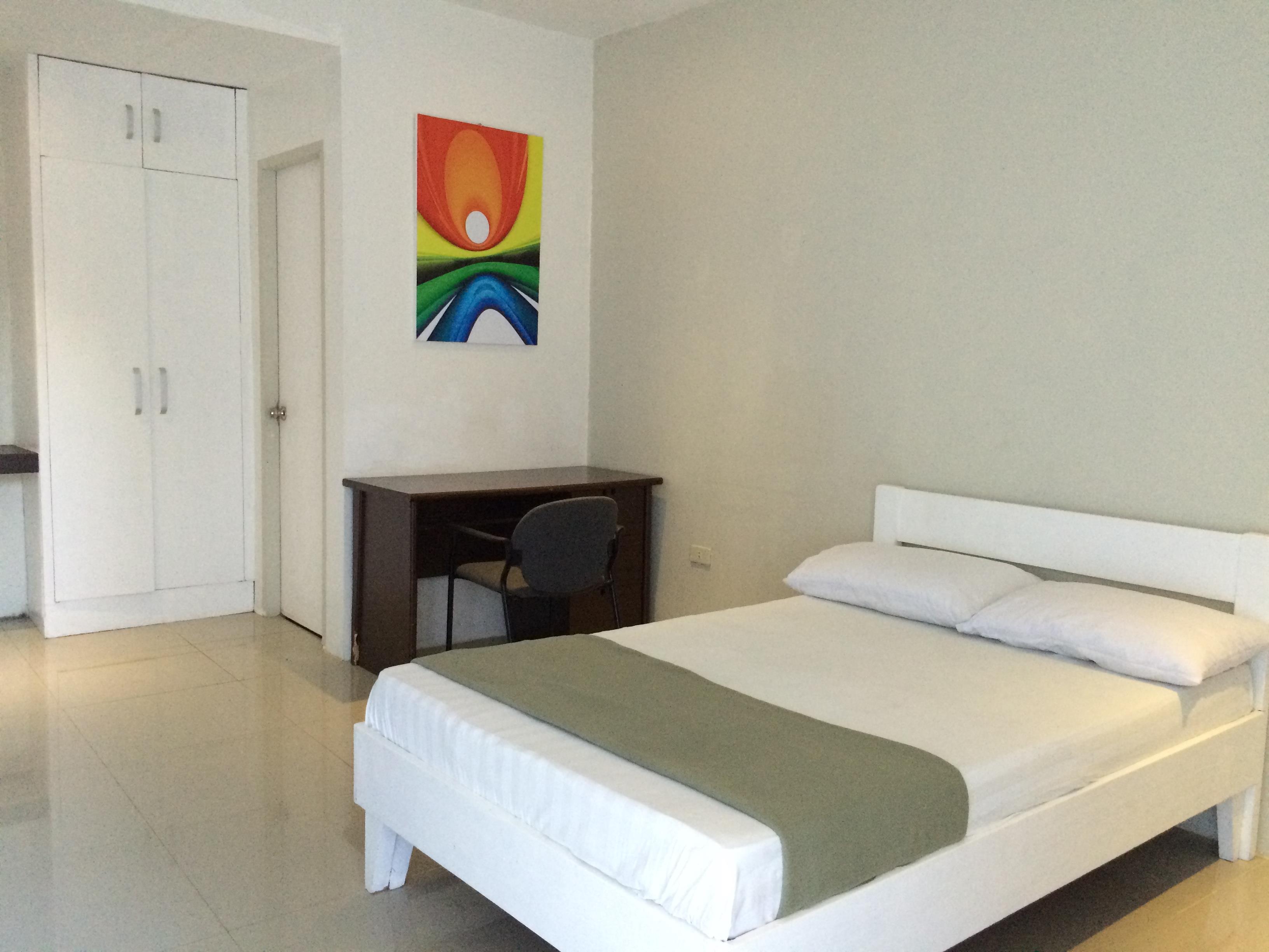Night & Day Inn