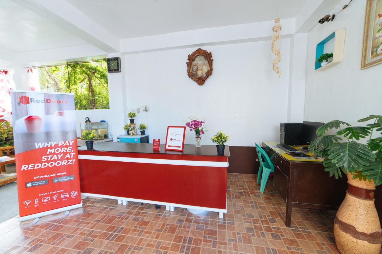 RedDoorz @ Pag Asa Rawis Legazpi