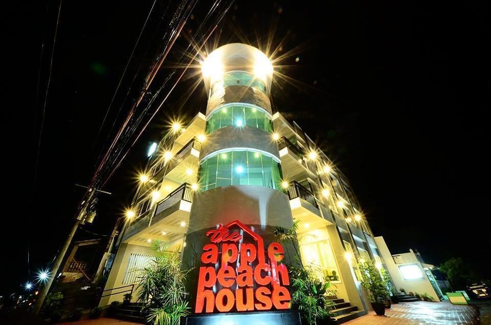 The ApplePeach House