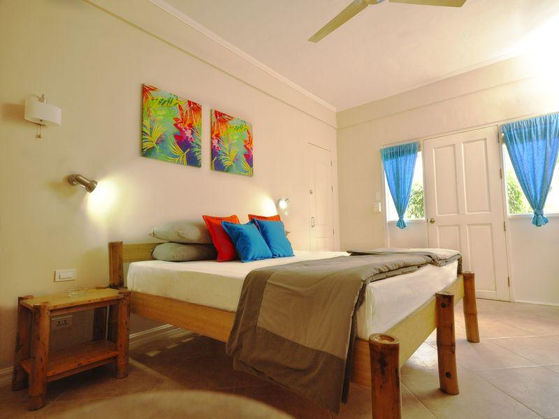 Coral Beach Club Hotel