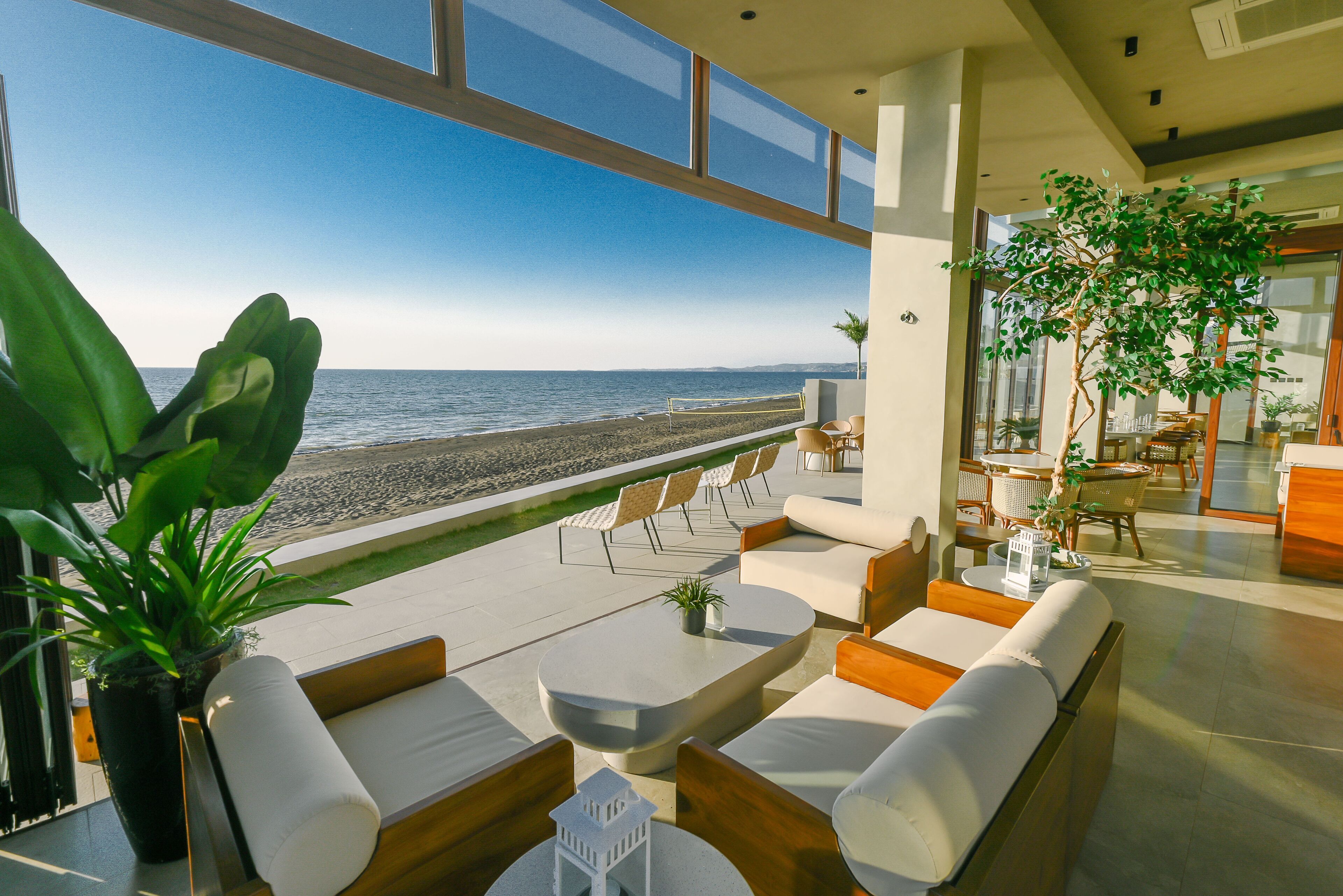 Tana Beach Villas