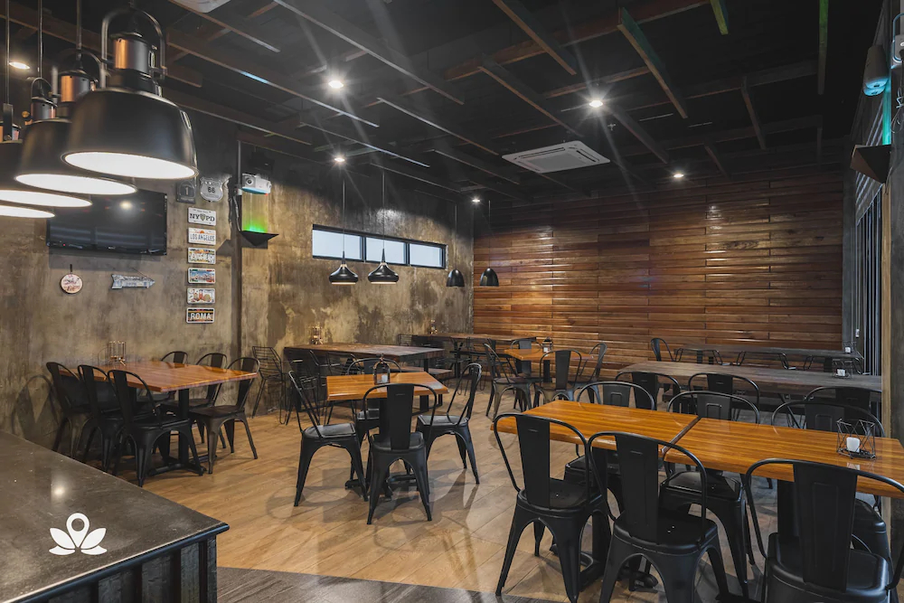 Elkanville Hotel by ZEN Rooms