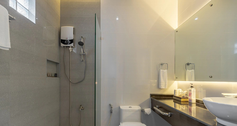 Elkanville Hotel by ZEN Rooms
