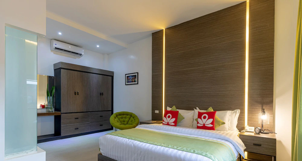 Elkanville Hotel by ZEN Rooms