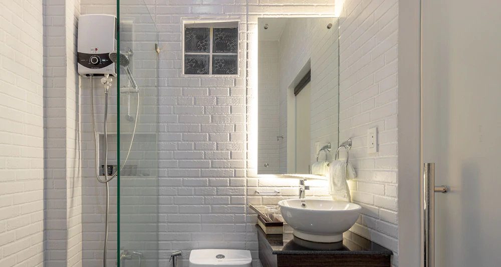 Elkanville Hotel by ZEN Rooms