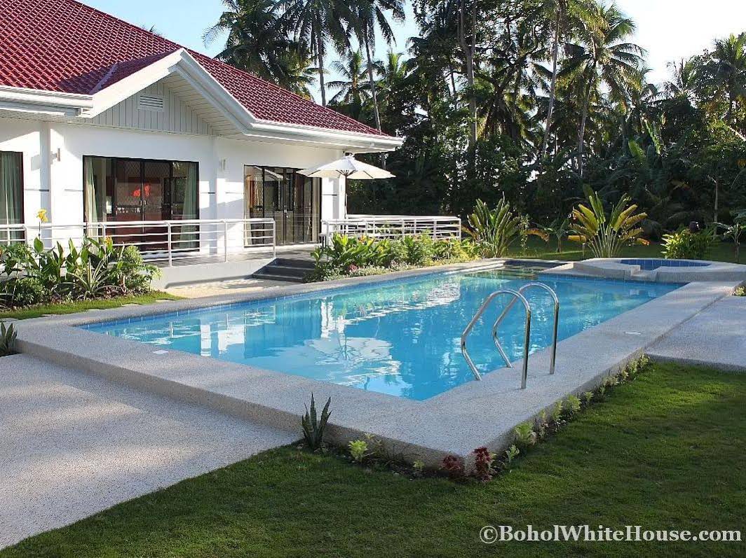 Bohol White House B&B