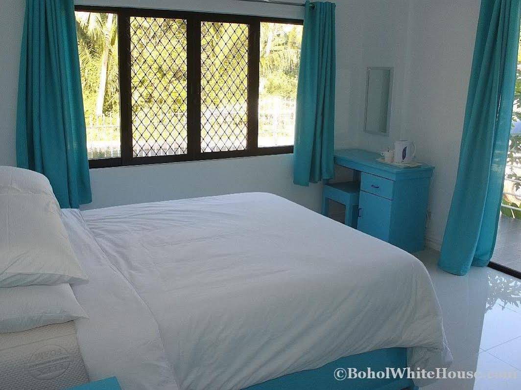 Bohol White House B&B
