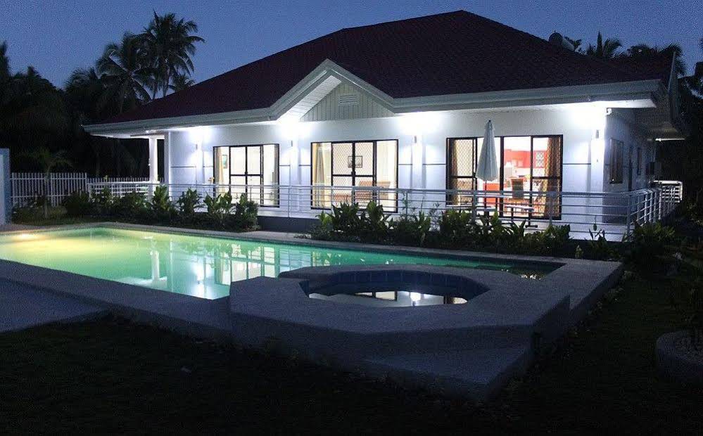 Bohol White House B&B