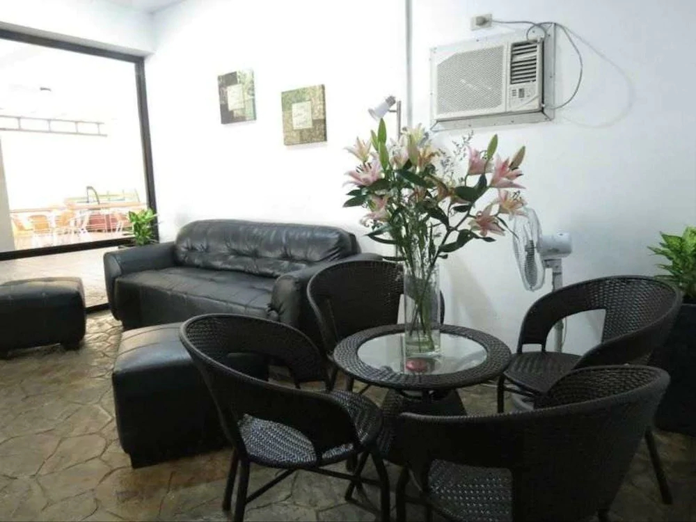 Hotel Cara