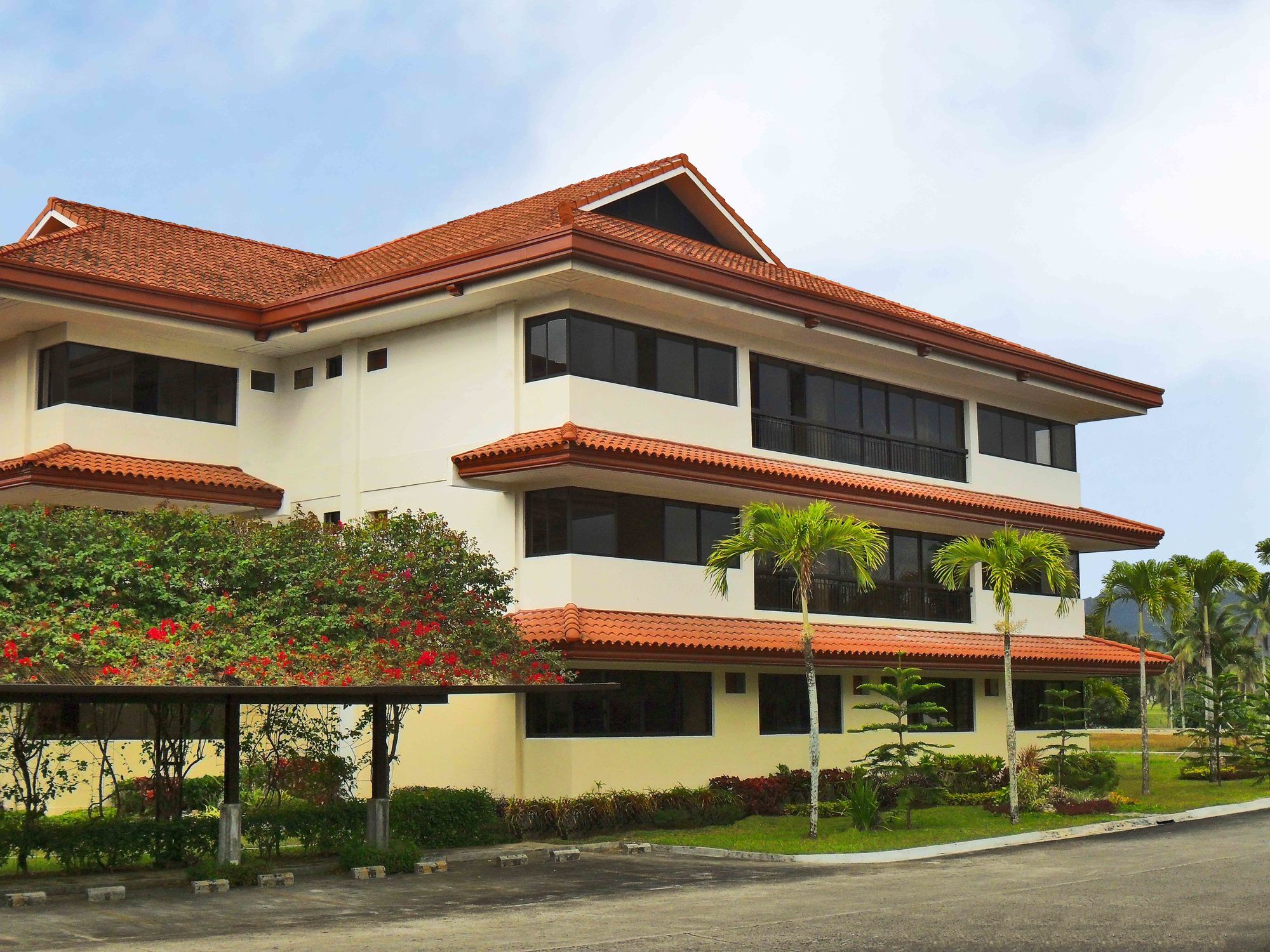 The Suites at Mount Malarayat