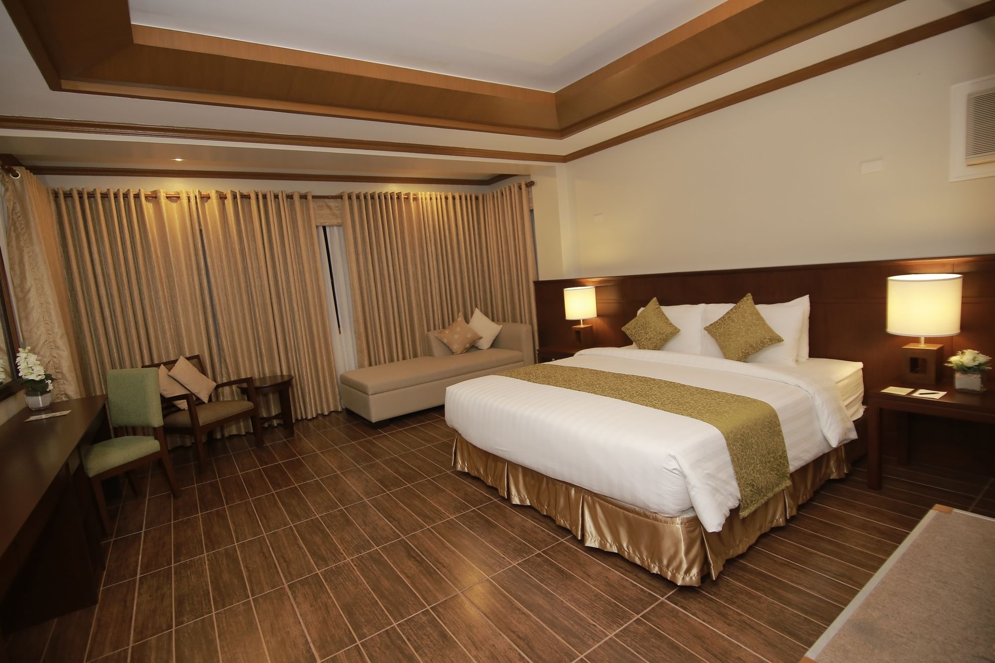 The Suites at Mount Malarayat