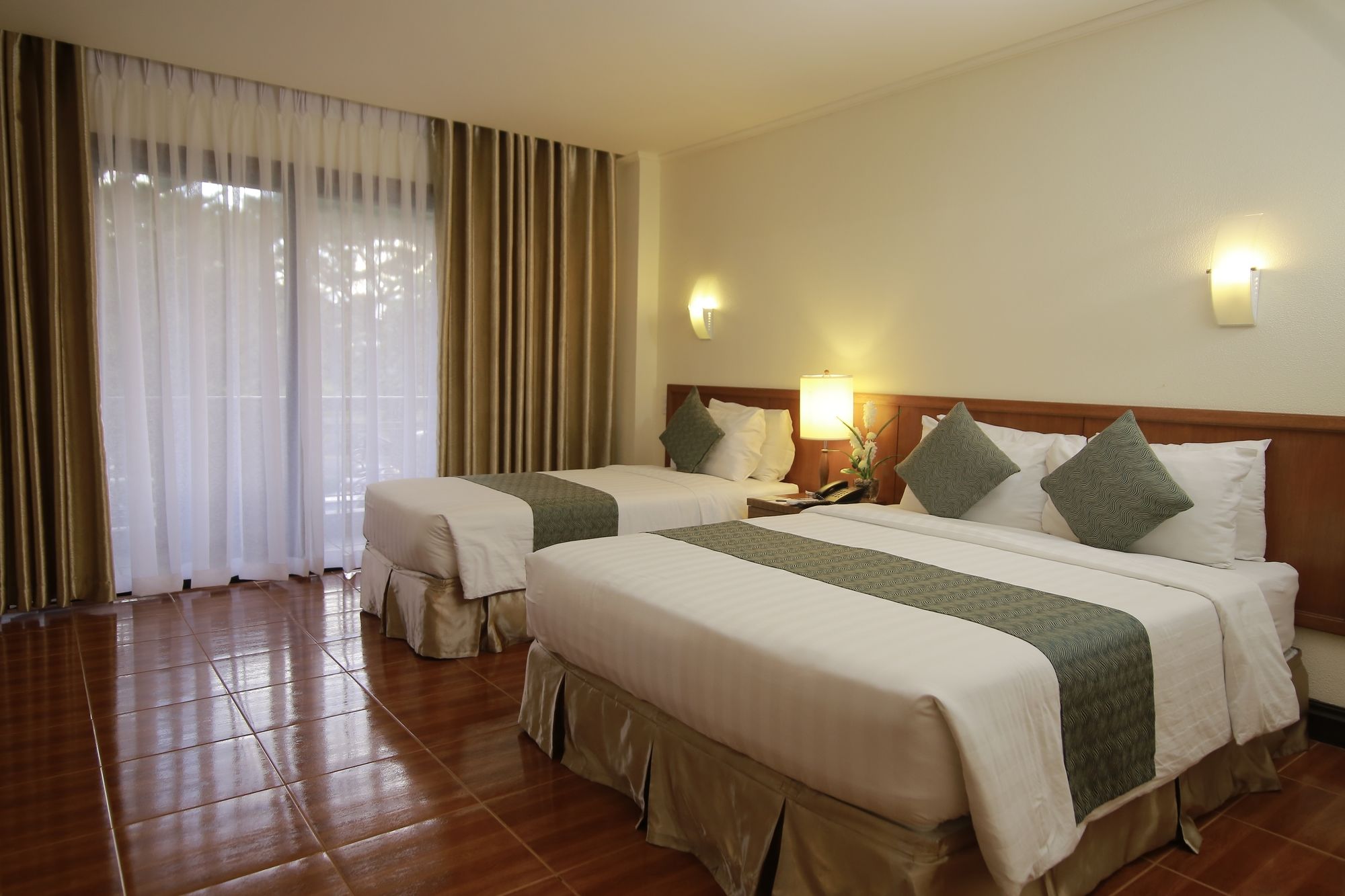 The Suites at Mount Malarayat