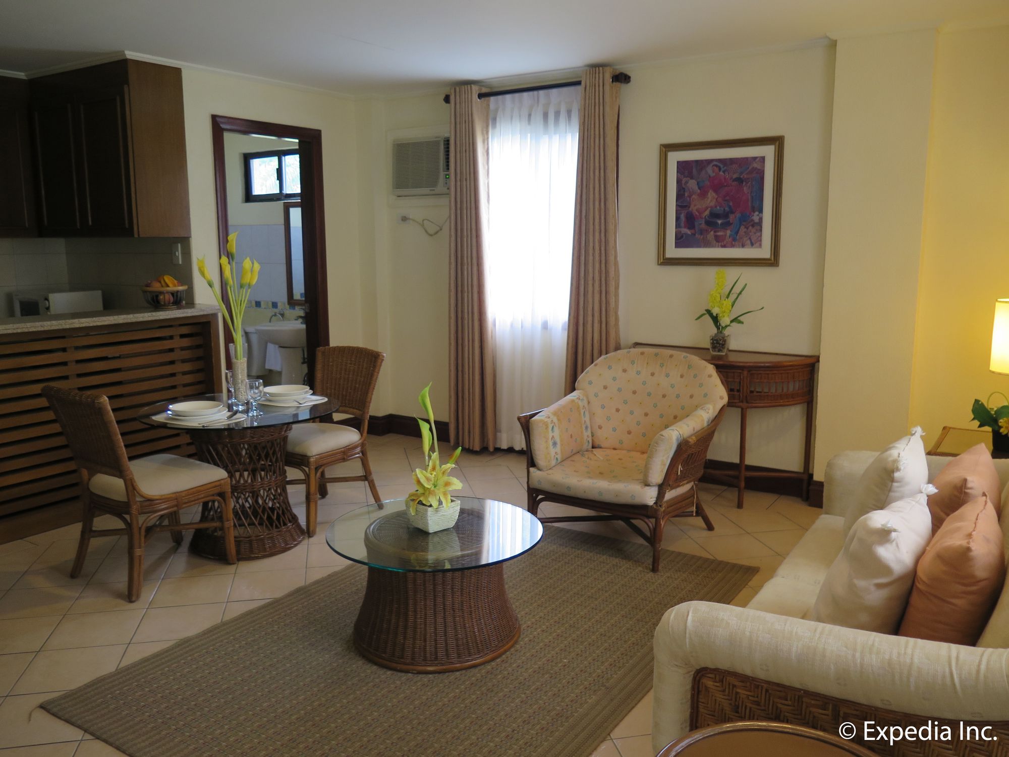 The Suites at Mount Malarayat