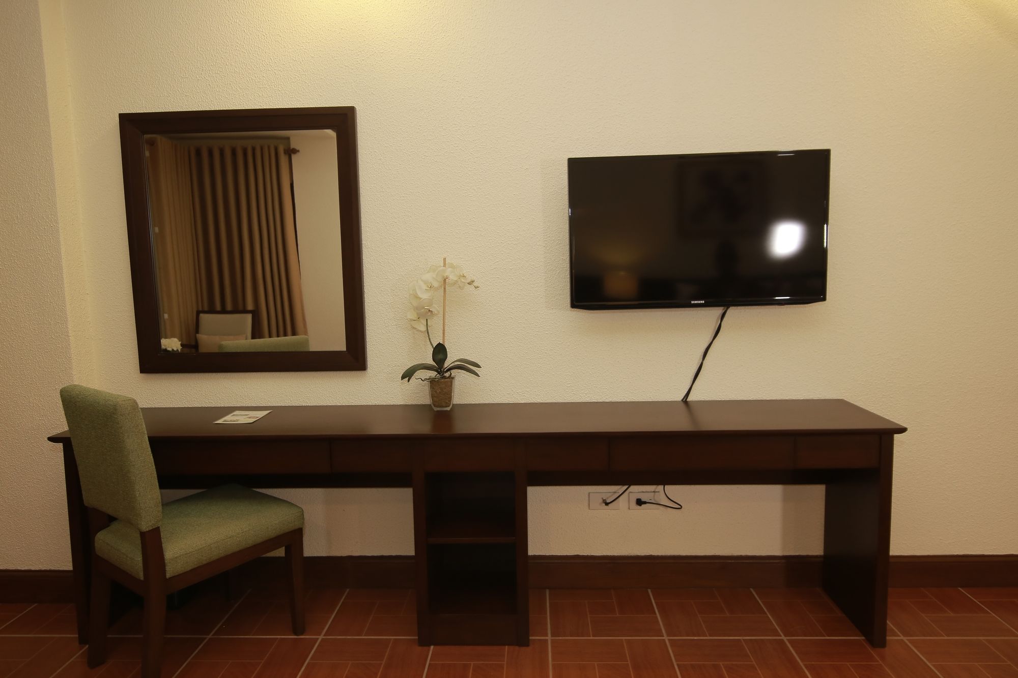 The Suites at Mount Malarayat