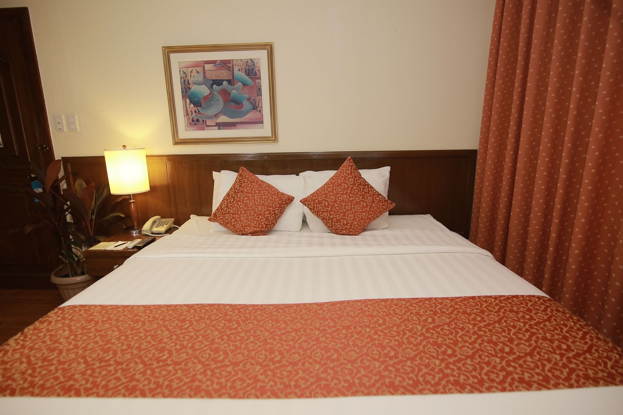 The Suites at Mount Malarayat