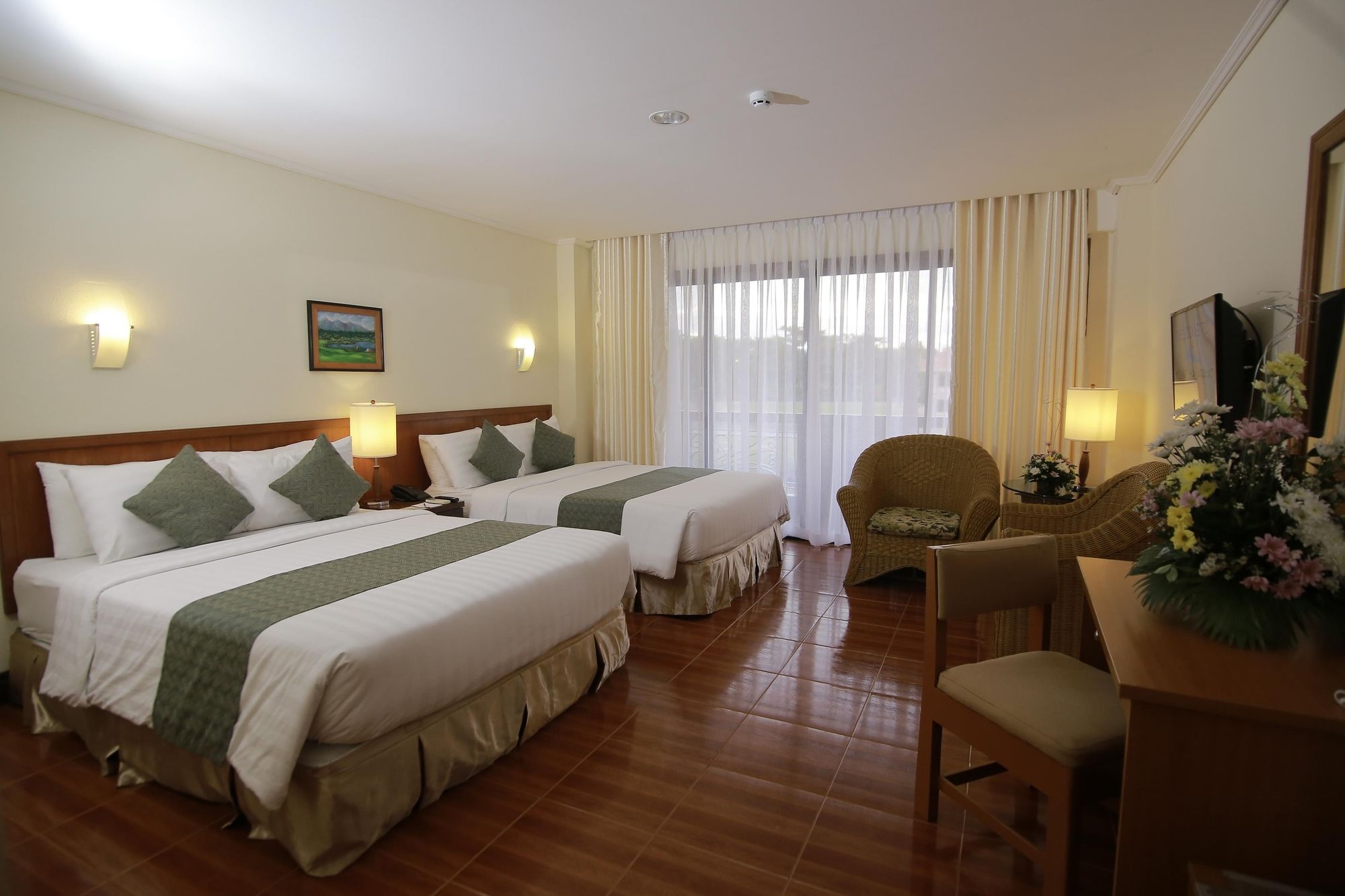 The Suites at Mount Malarayat