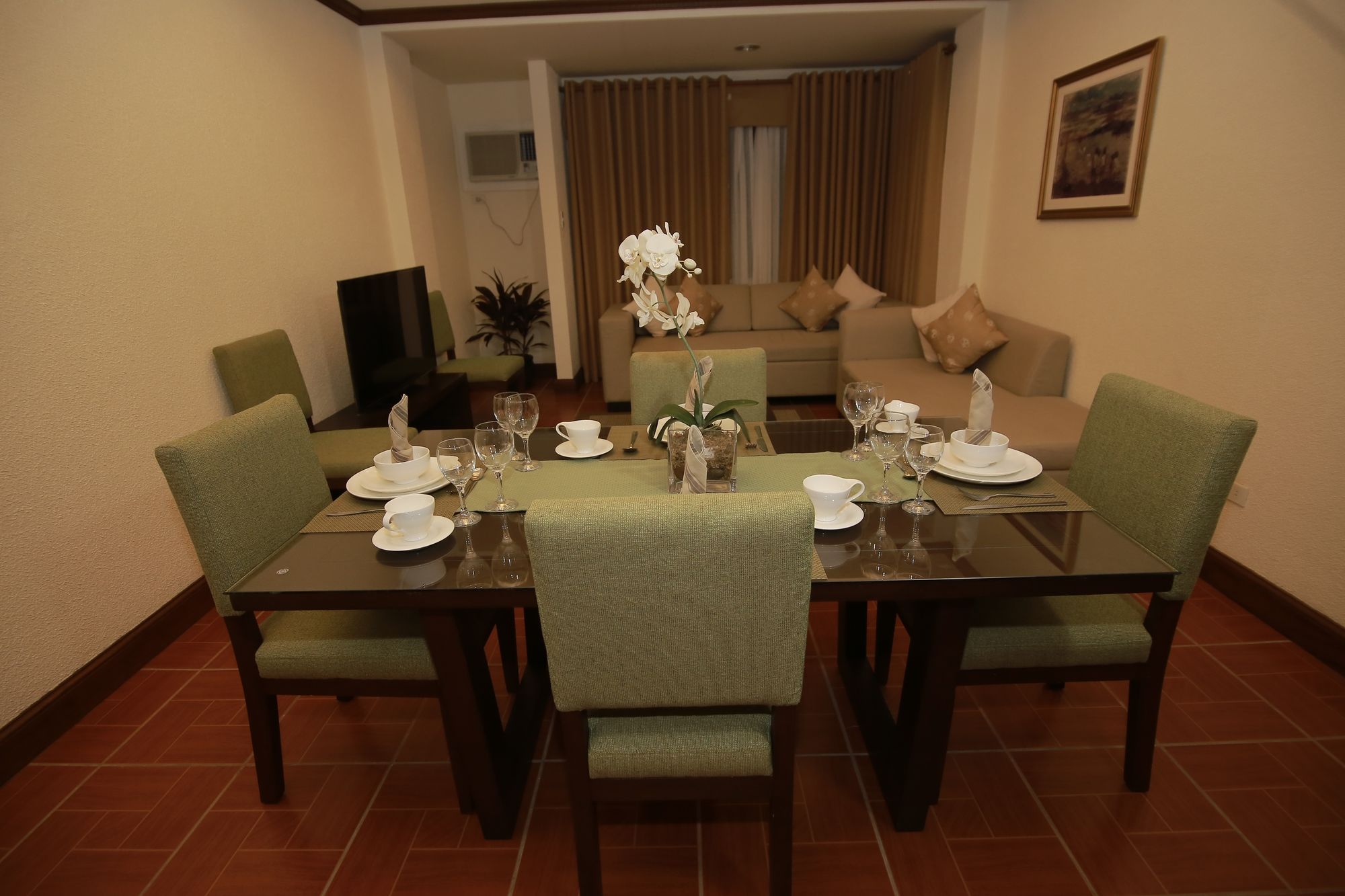 The Suites at Mount Malarayat