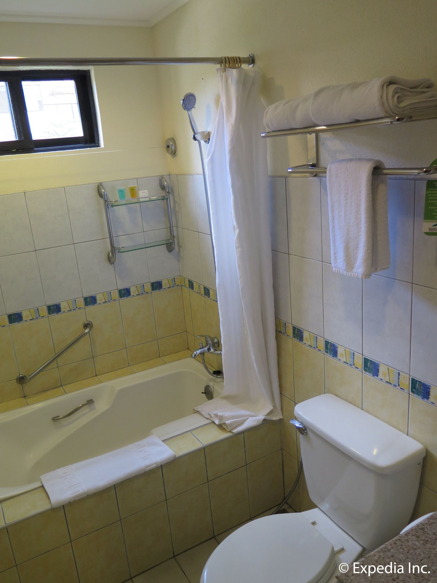 The Suites at Mount Malarayat