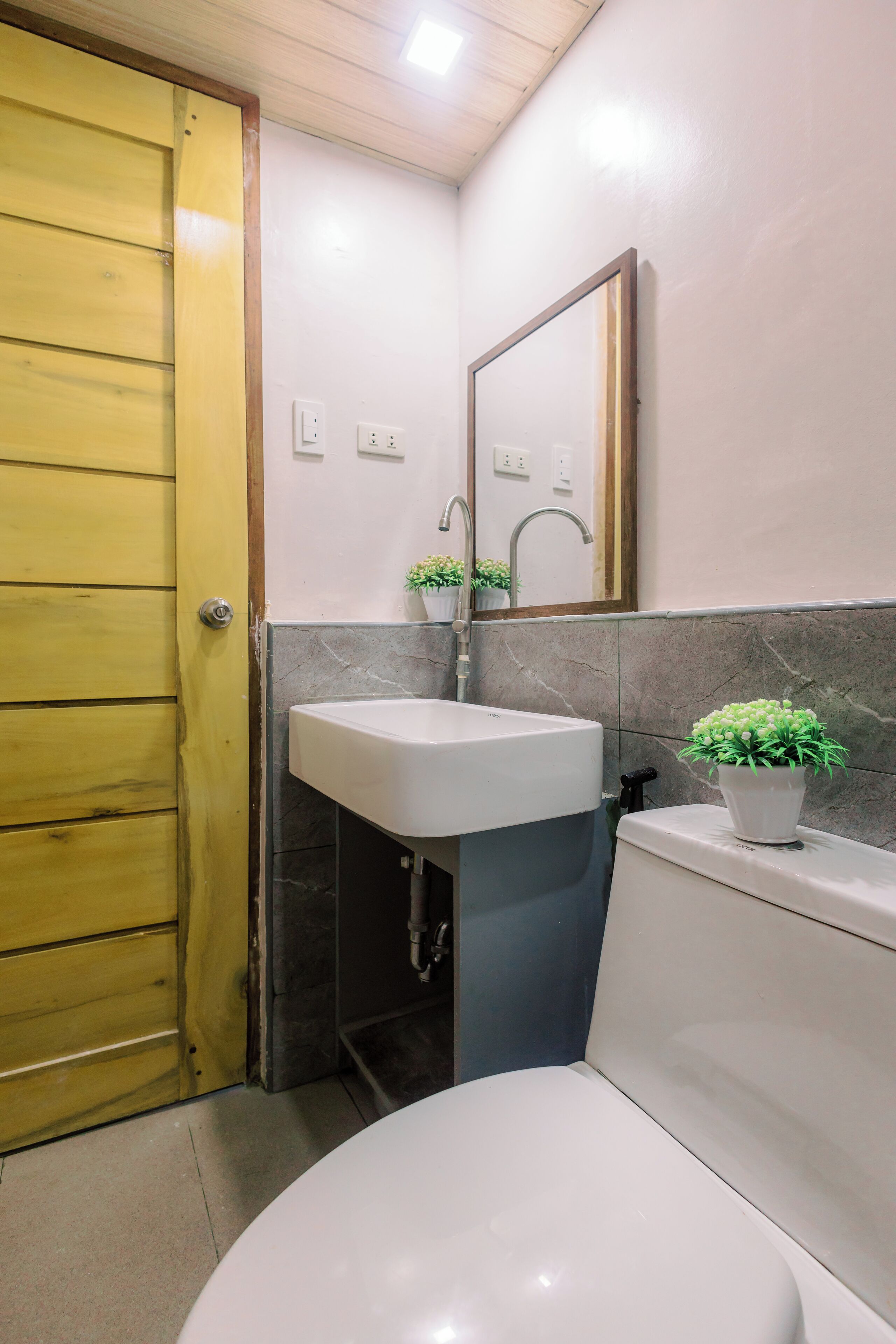Busai Dream Falls Resort
