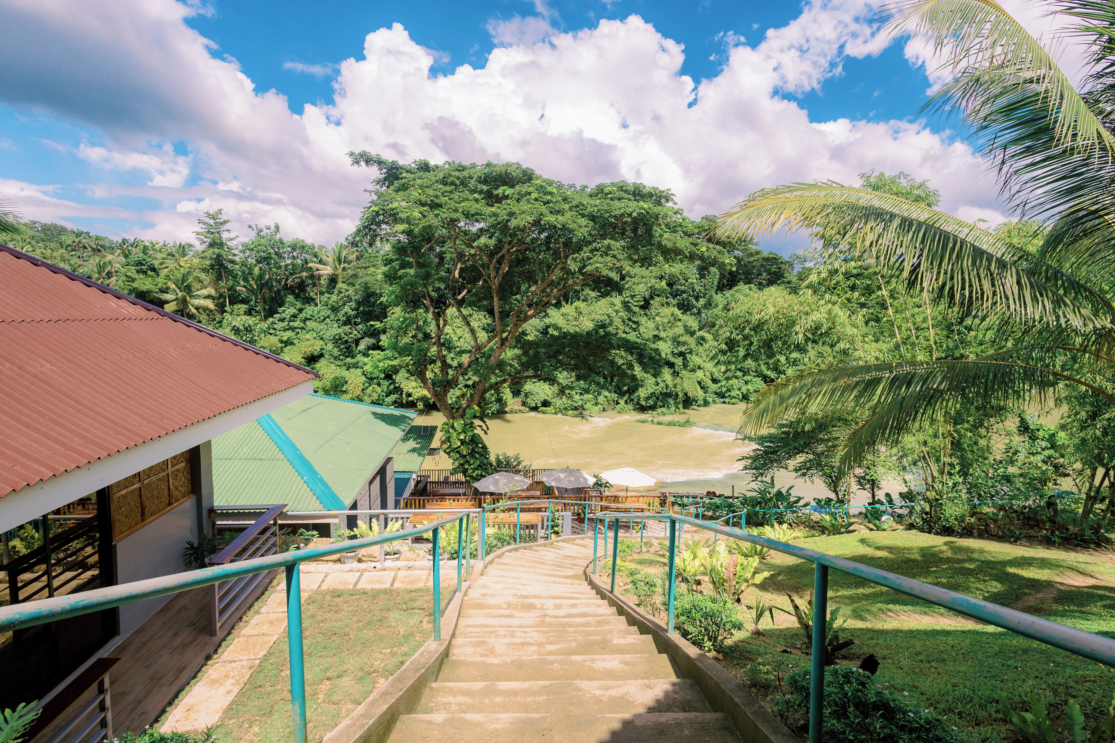 Busai Dream Falls Resort