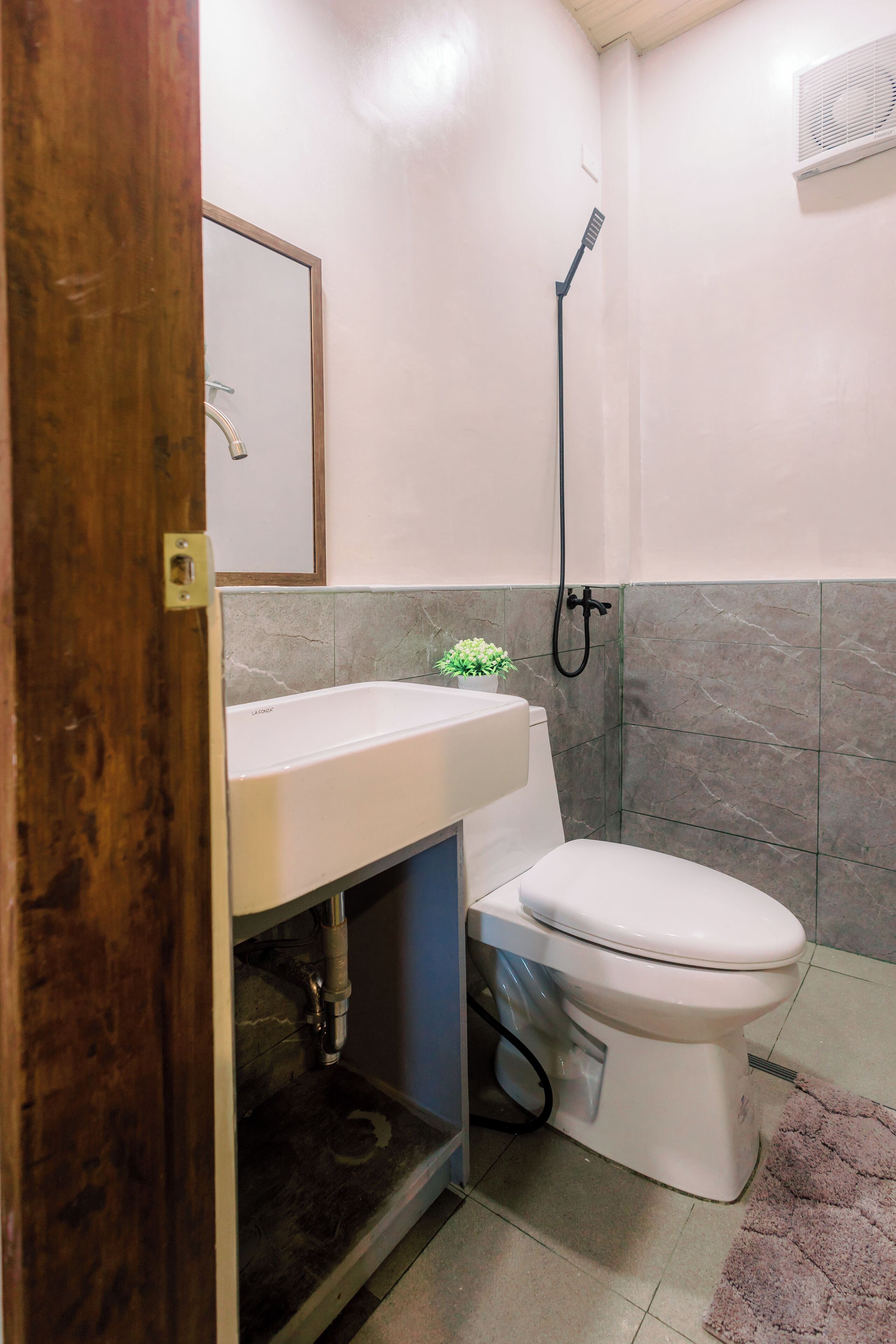 Busai Dream Falls Resort