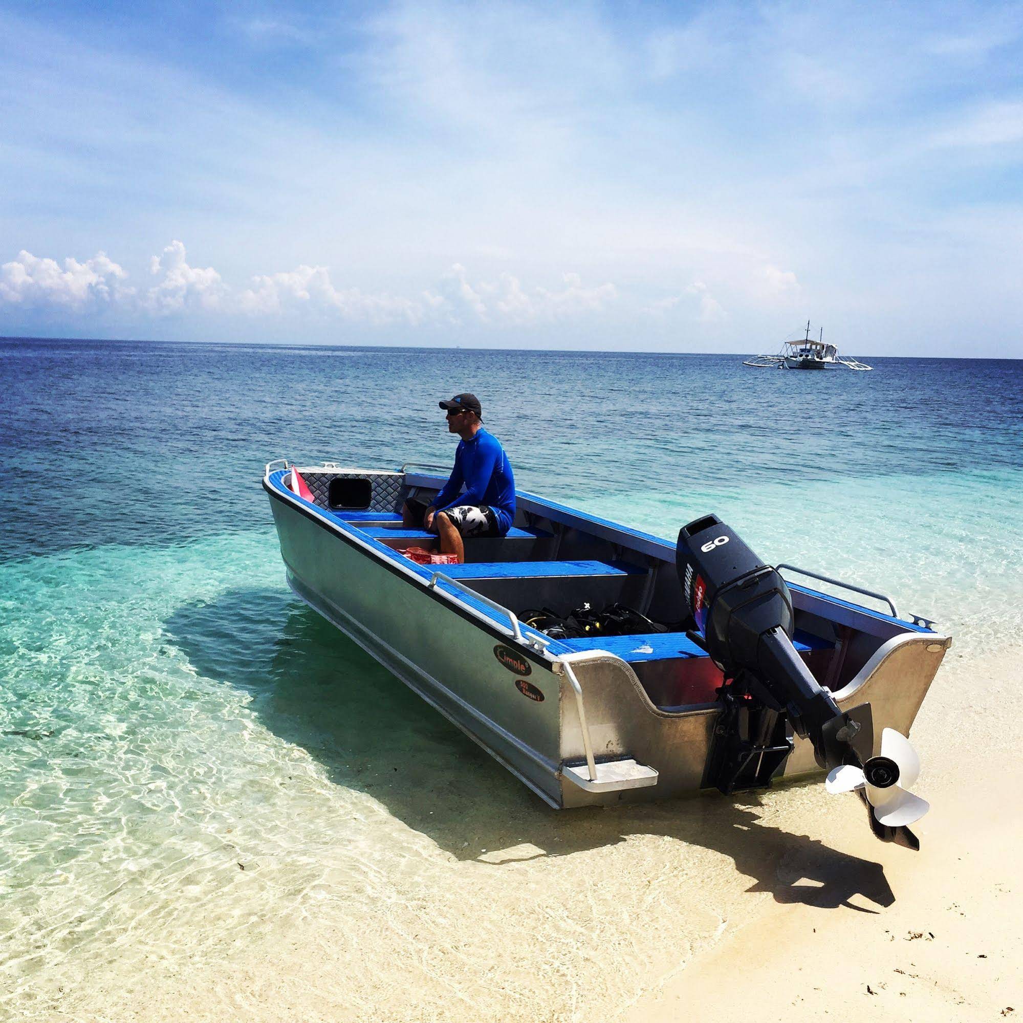 Sandigan Island Dive Resort