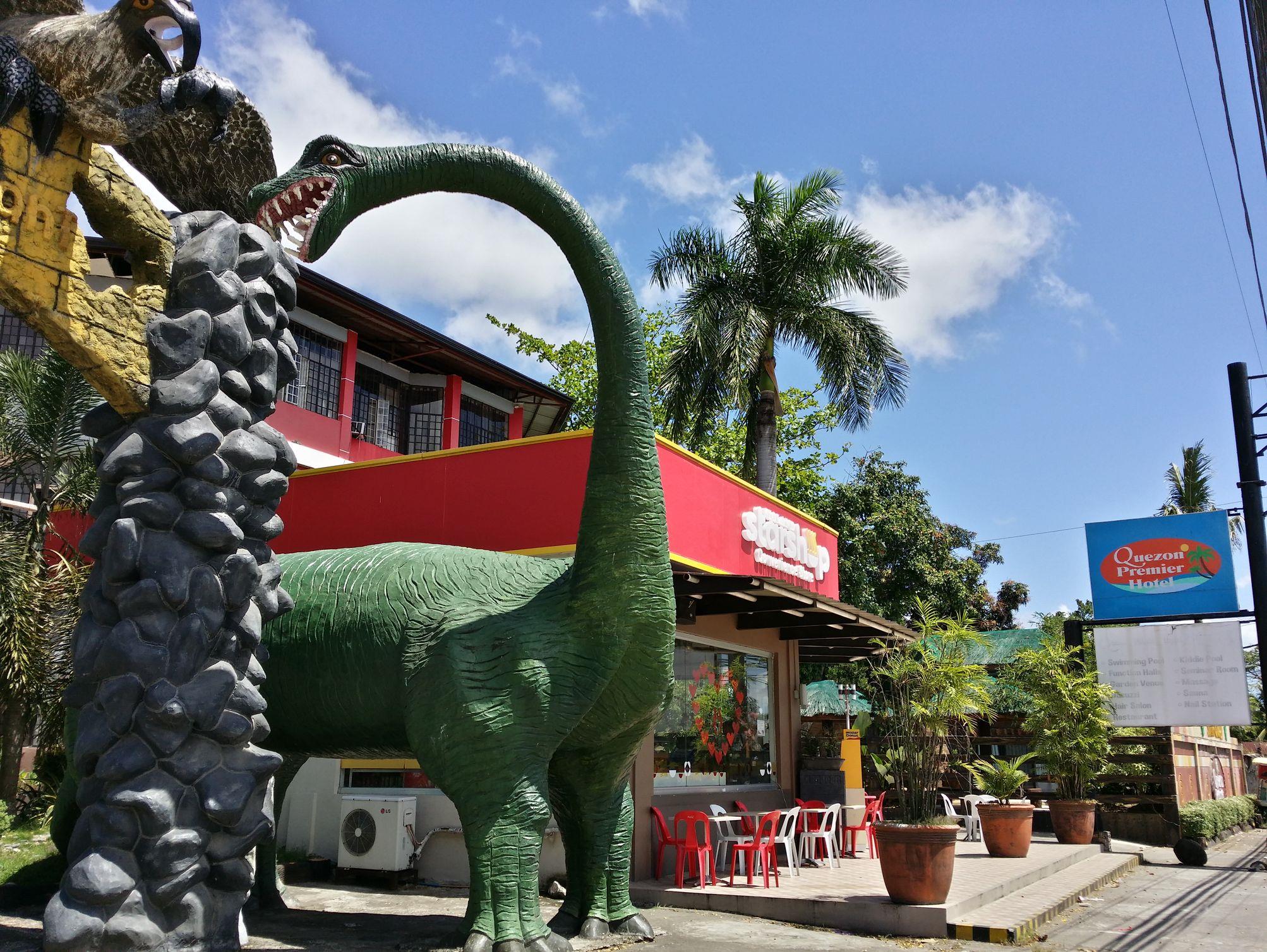 Quezon Premier Hotel Lucena