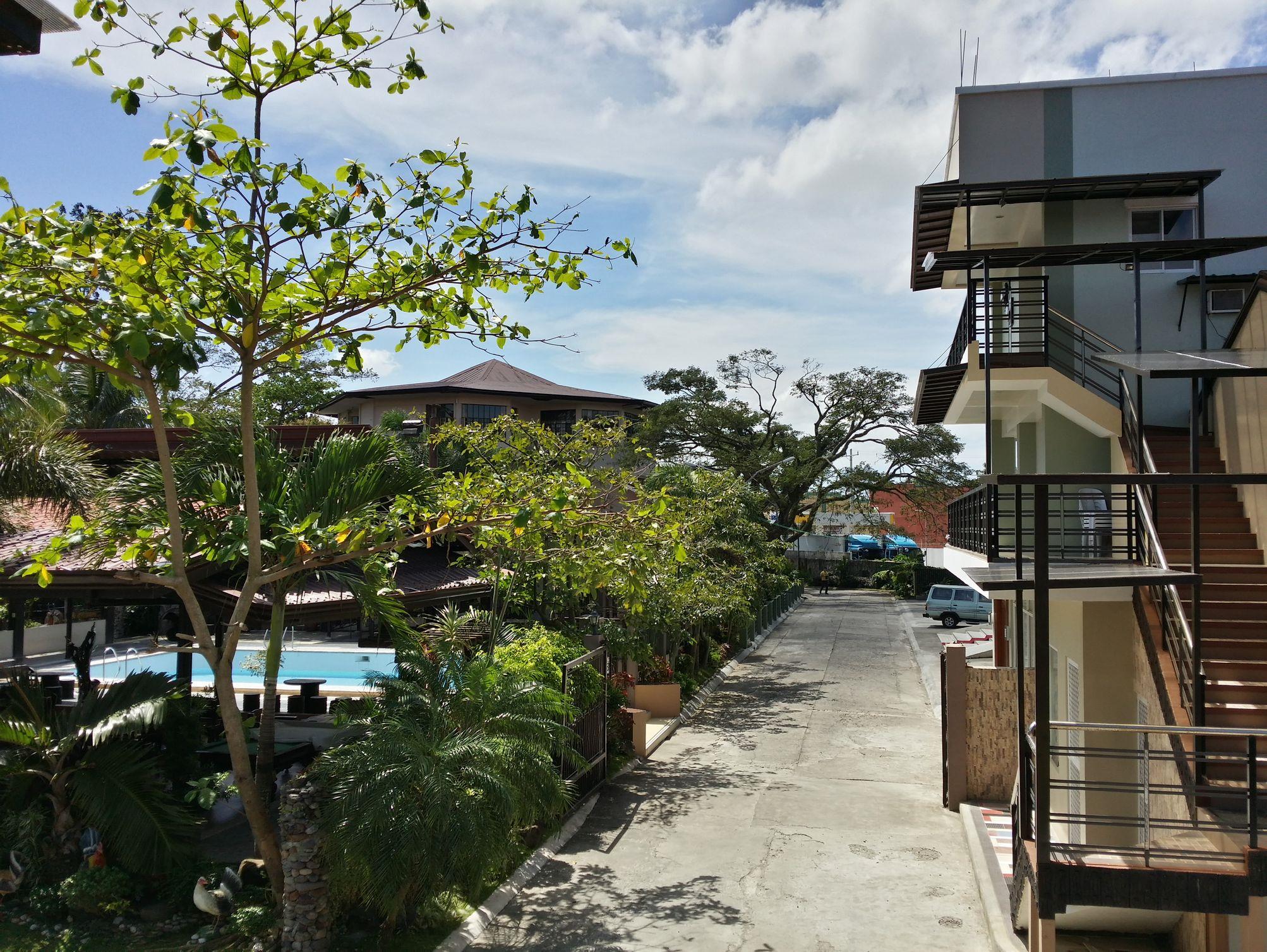 Quezon Premier Hotel Lucena