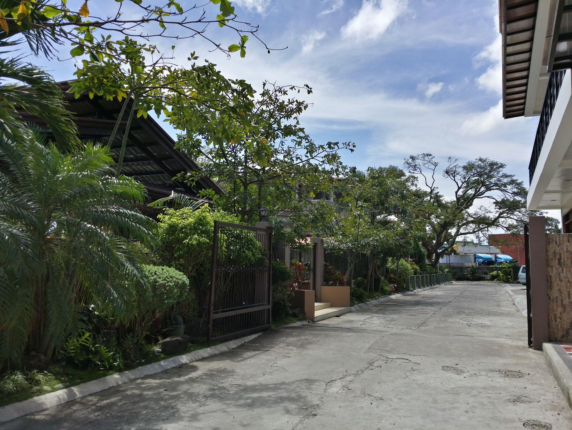 Quezon Premier Hotel Lucena