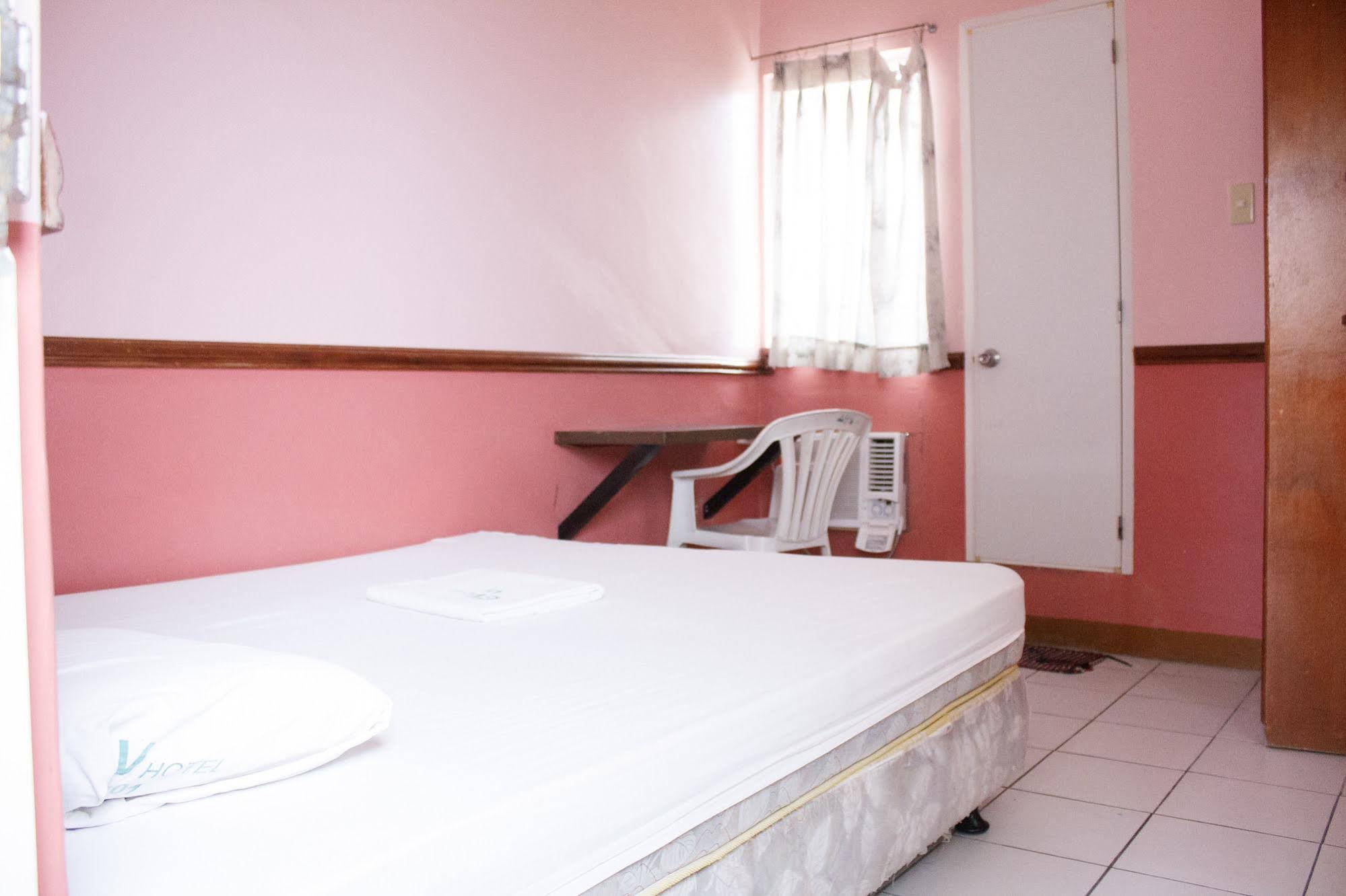 GV Hotel - Maasin