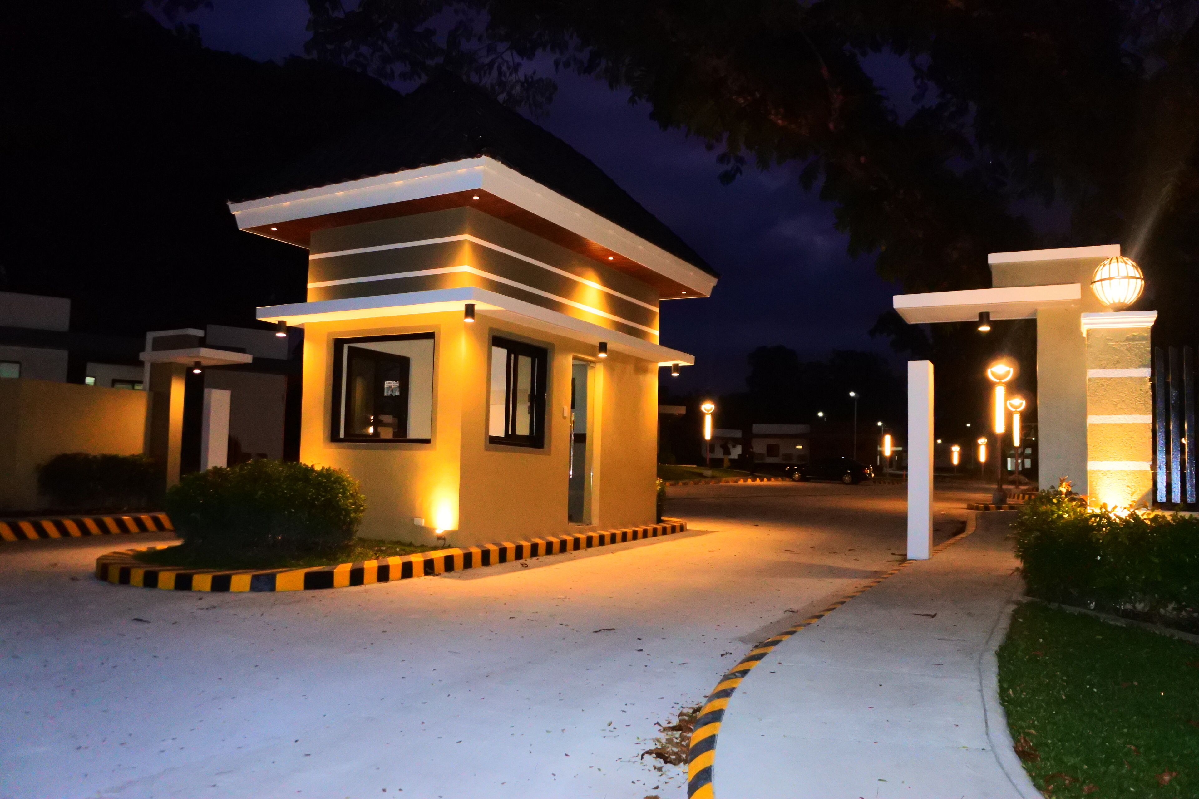 Aurora Villas And Cabin Resort