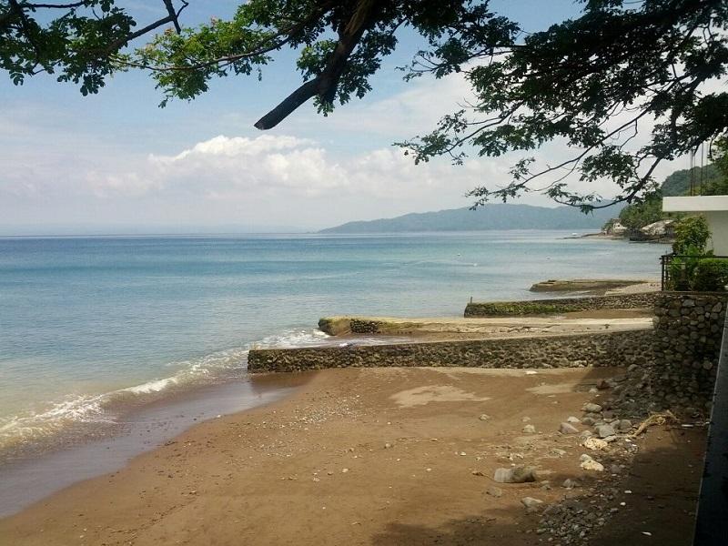 Acacia Resort and Dive Center