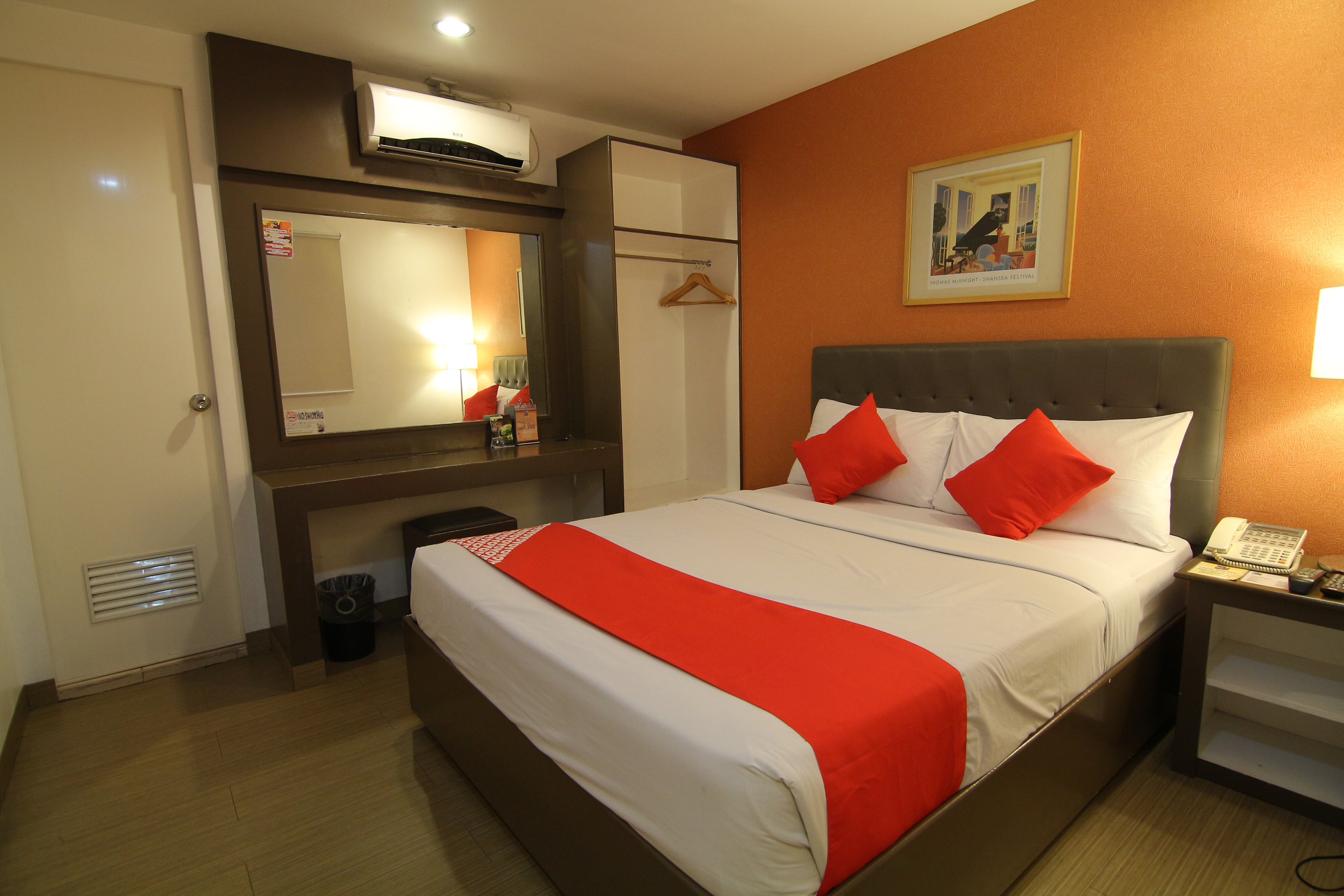 24H City Hotel