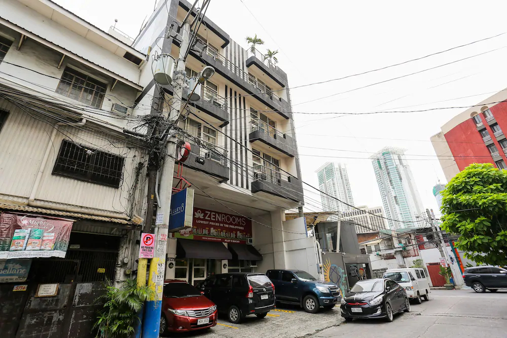 Alley 8 by OYO Rooms