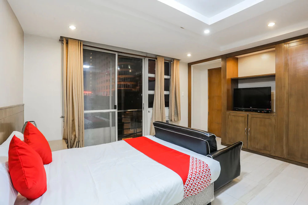 Alley 8 by OYO Rooms