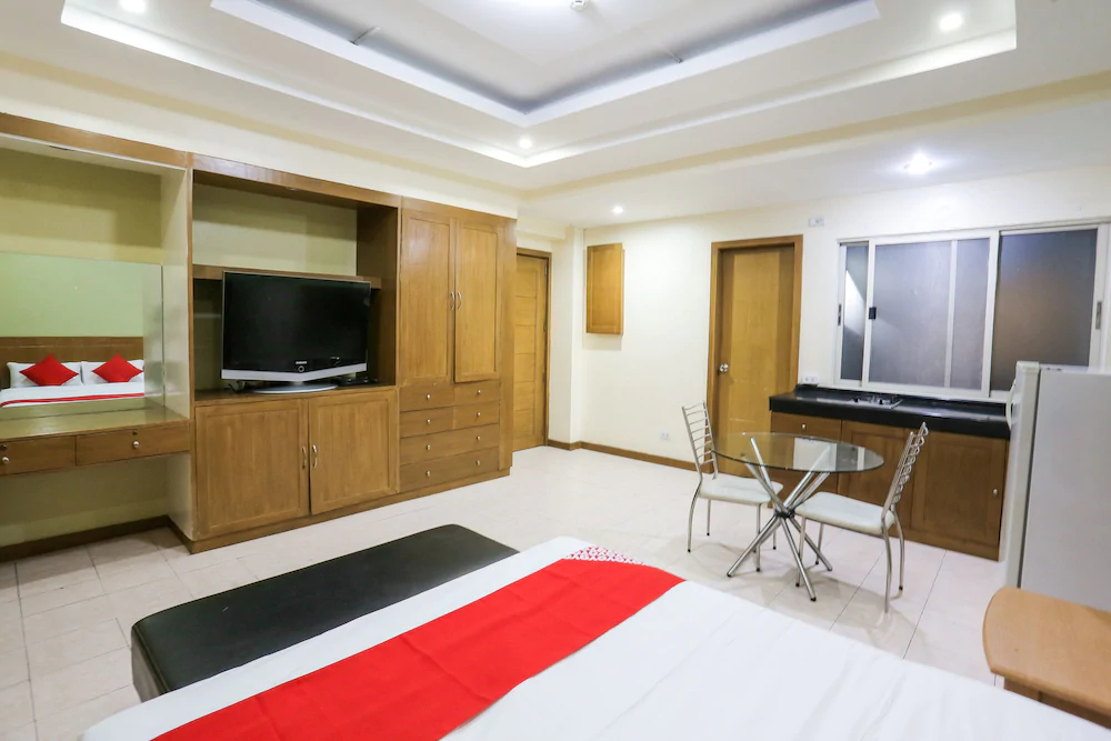 Alley 8 by OYO Rooms