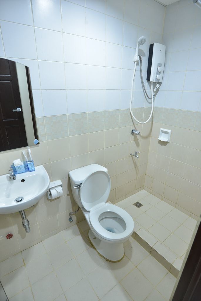 AMAX Inn Makati