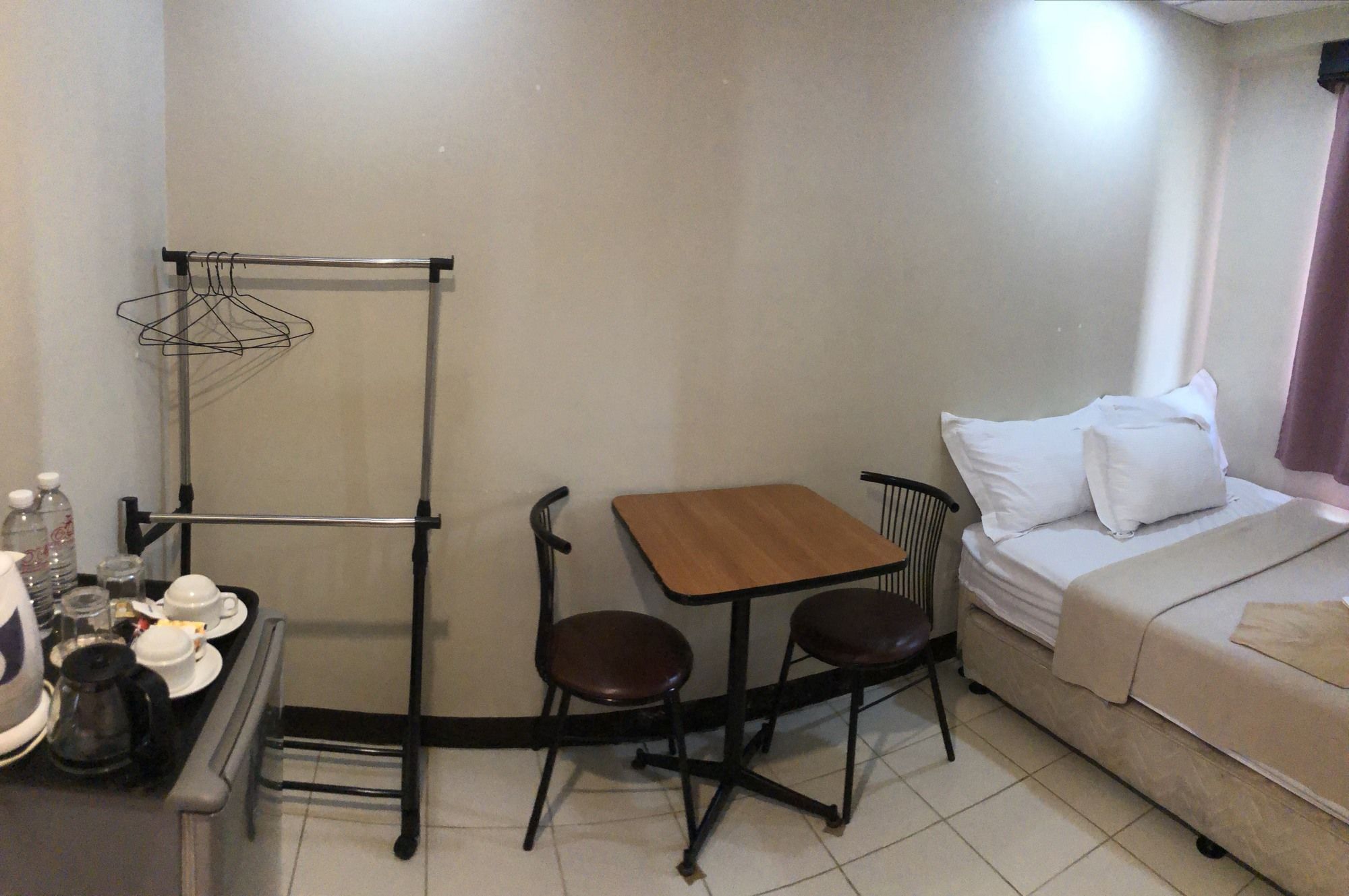 AMAX Inn Makati