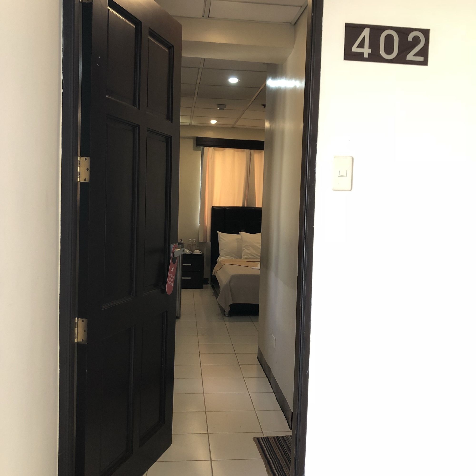 AMAX Inn Makati