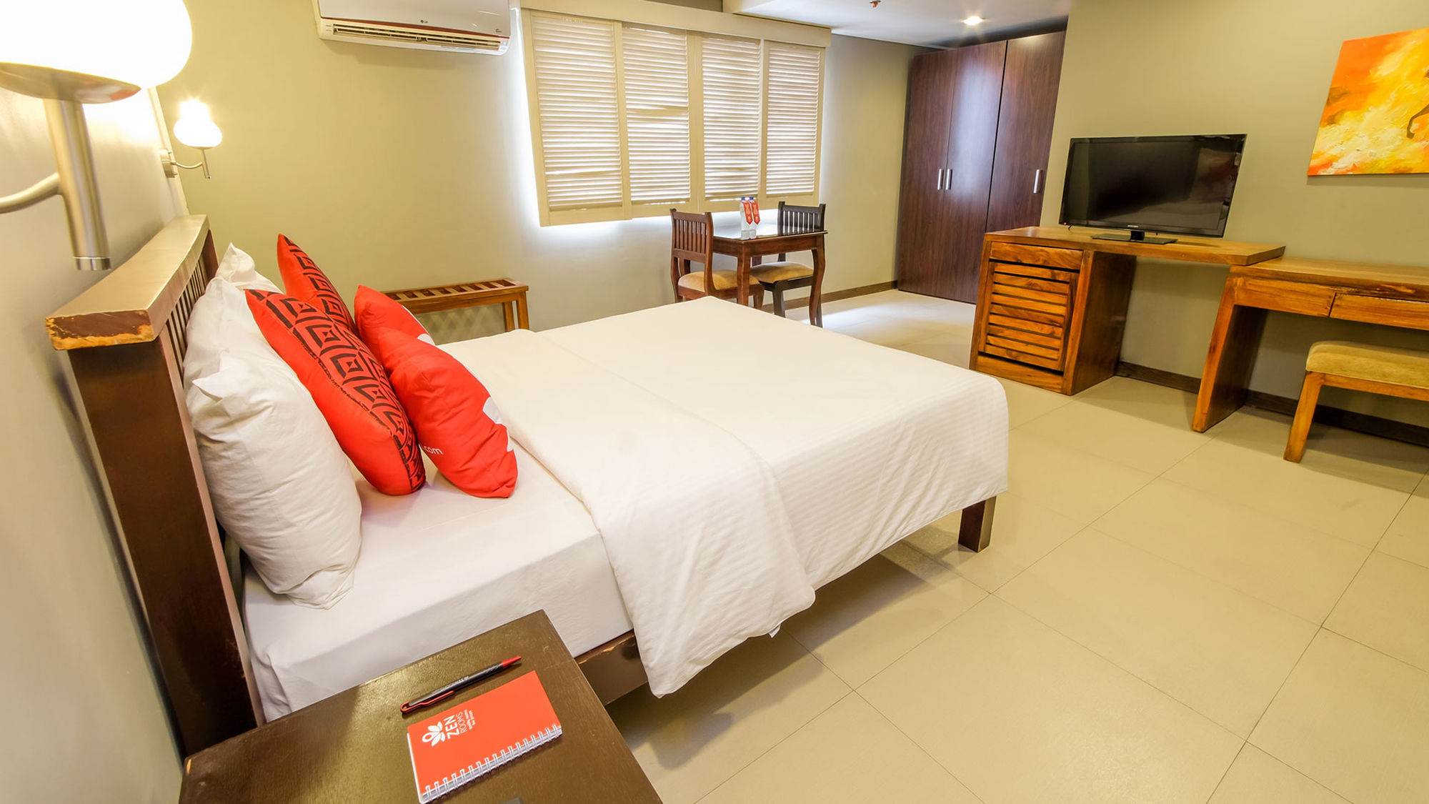 Artina Suites