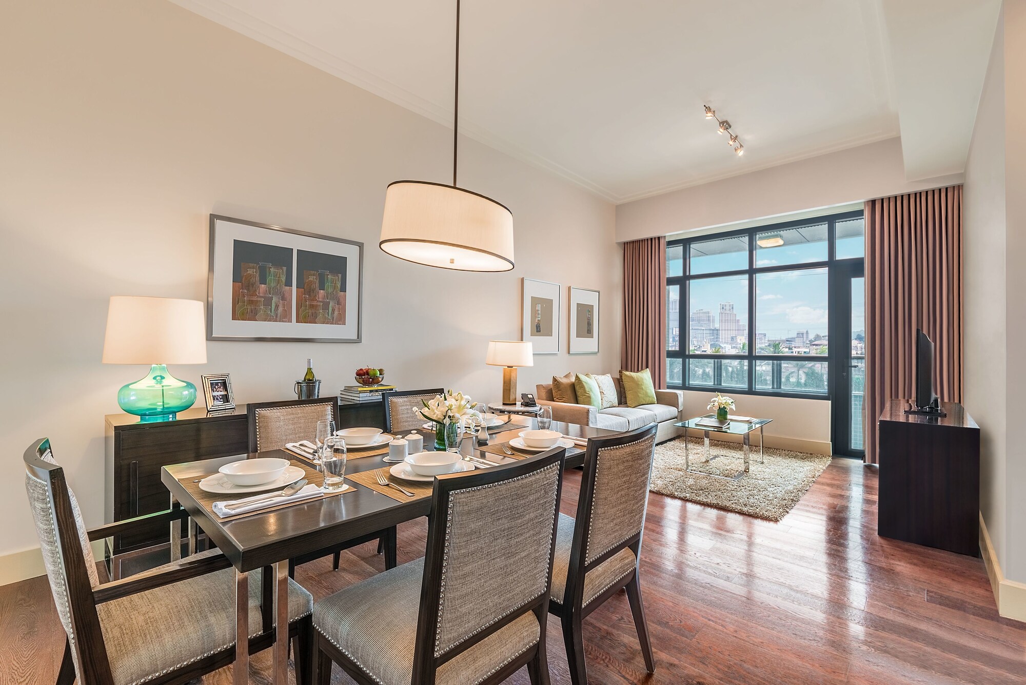 Aruga by Rockwell Hotel