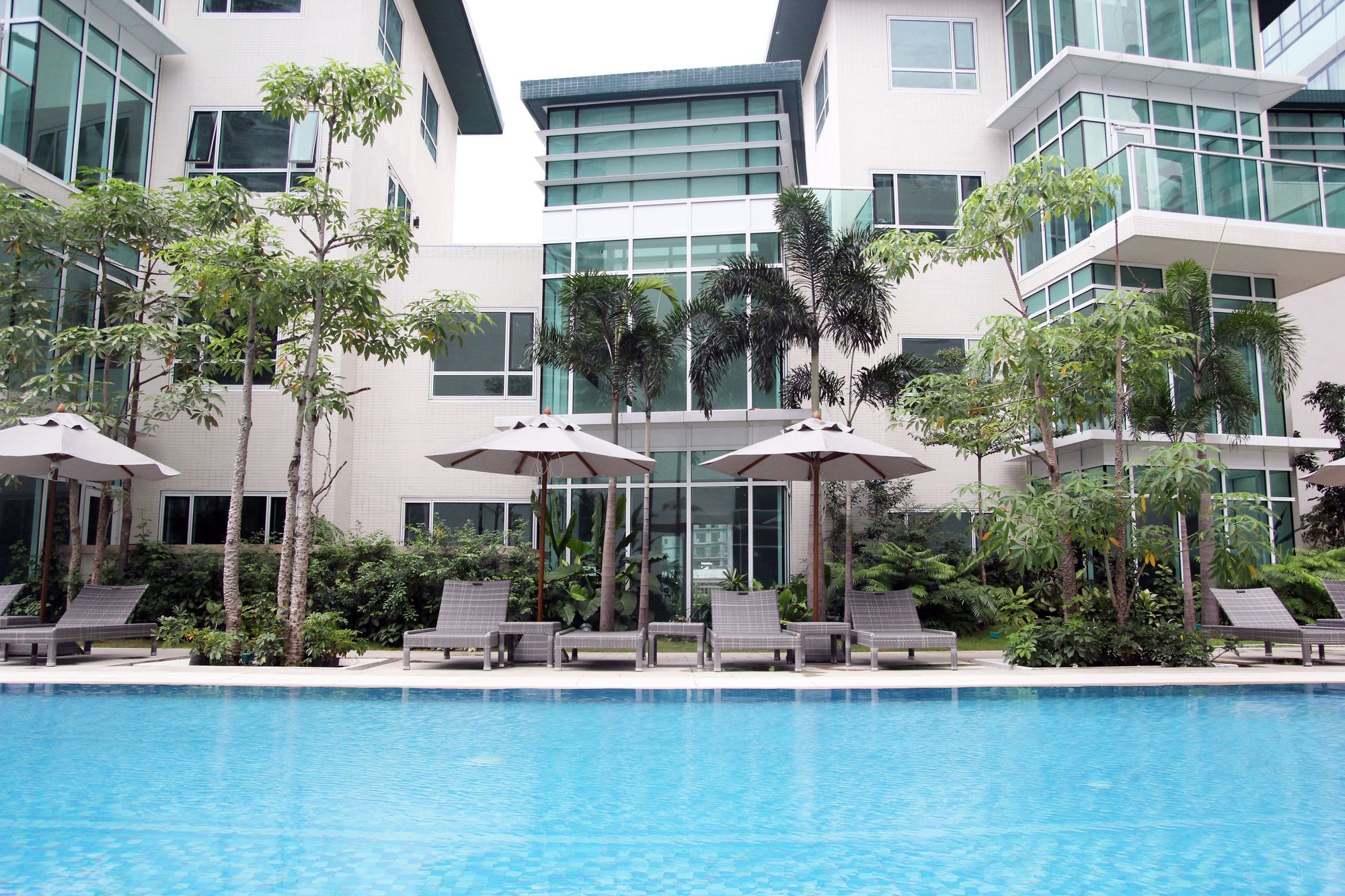 Aruga by Rockwell Hotel