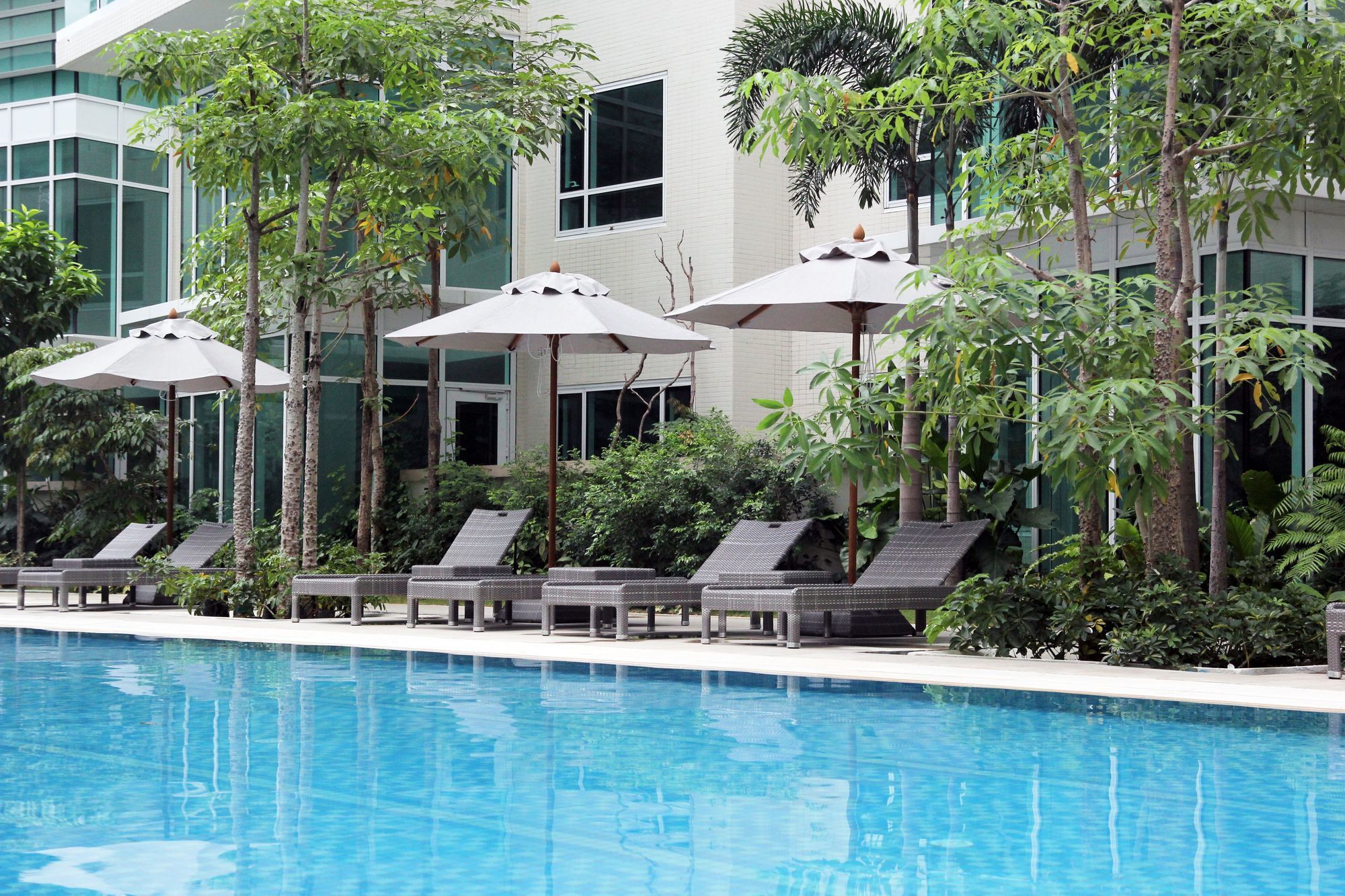 Aruga by Rockwell Hotel