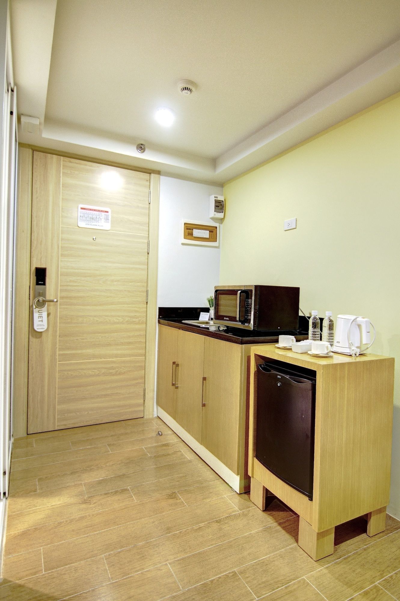 Aurum One Makati