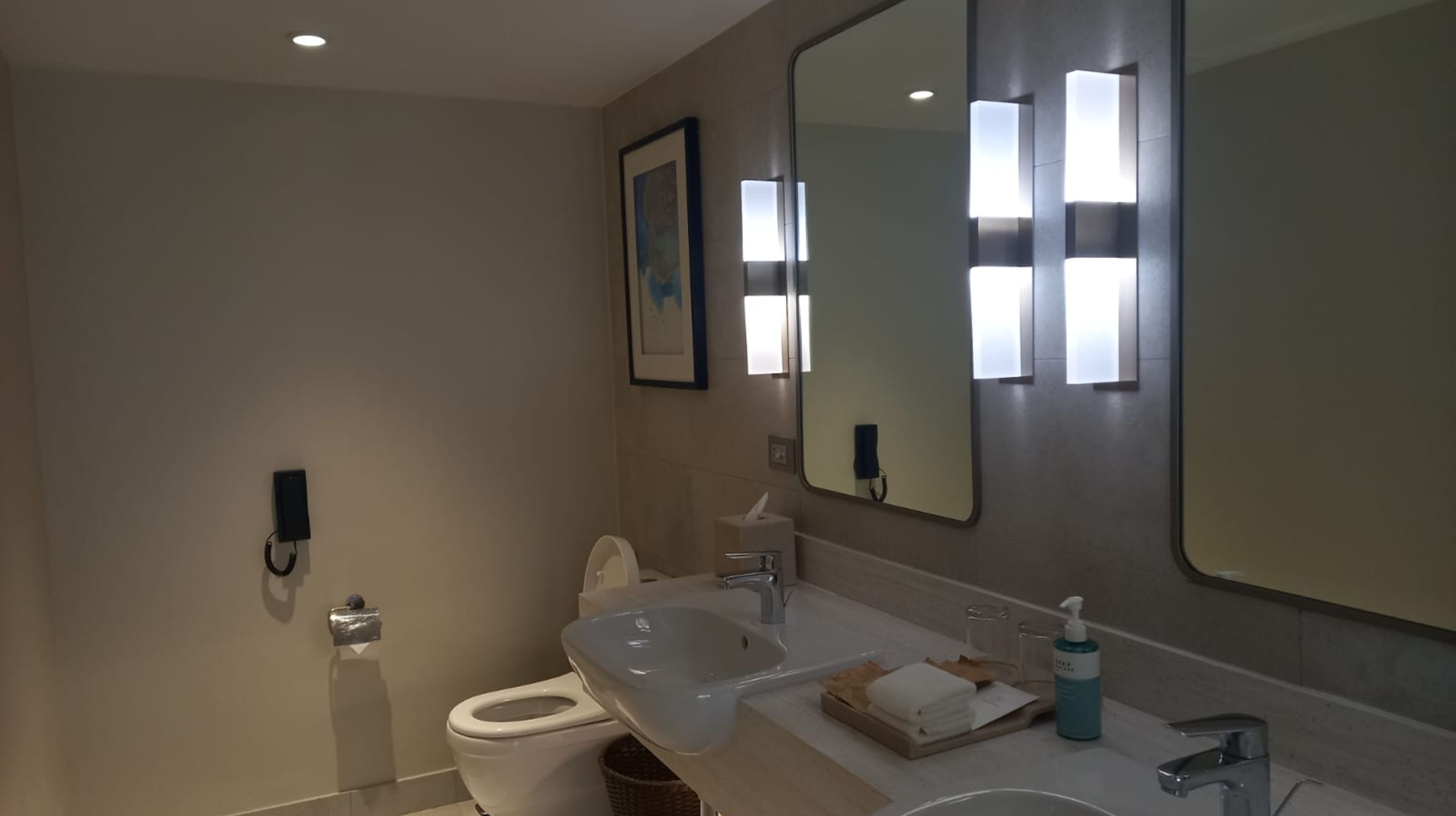 Capital O 950 AHM Suites At Acqua