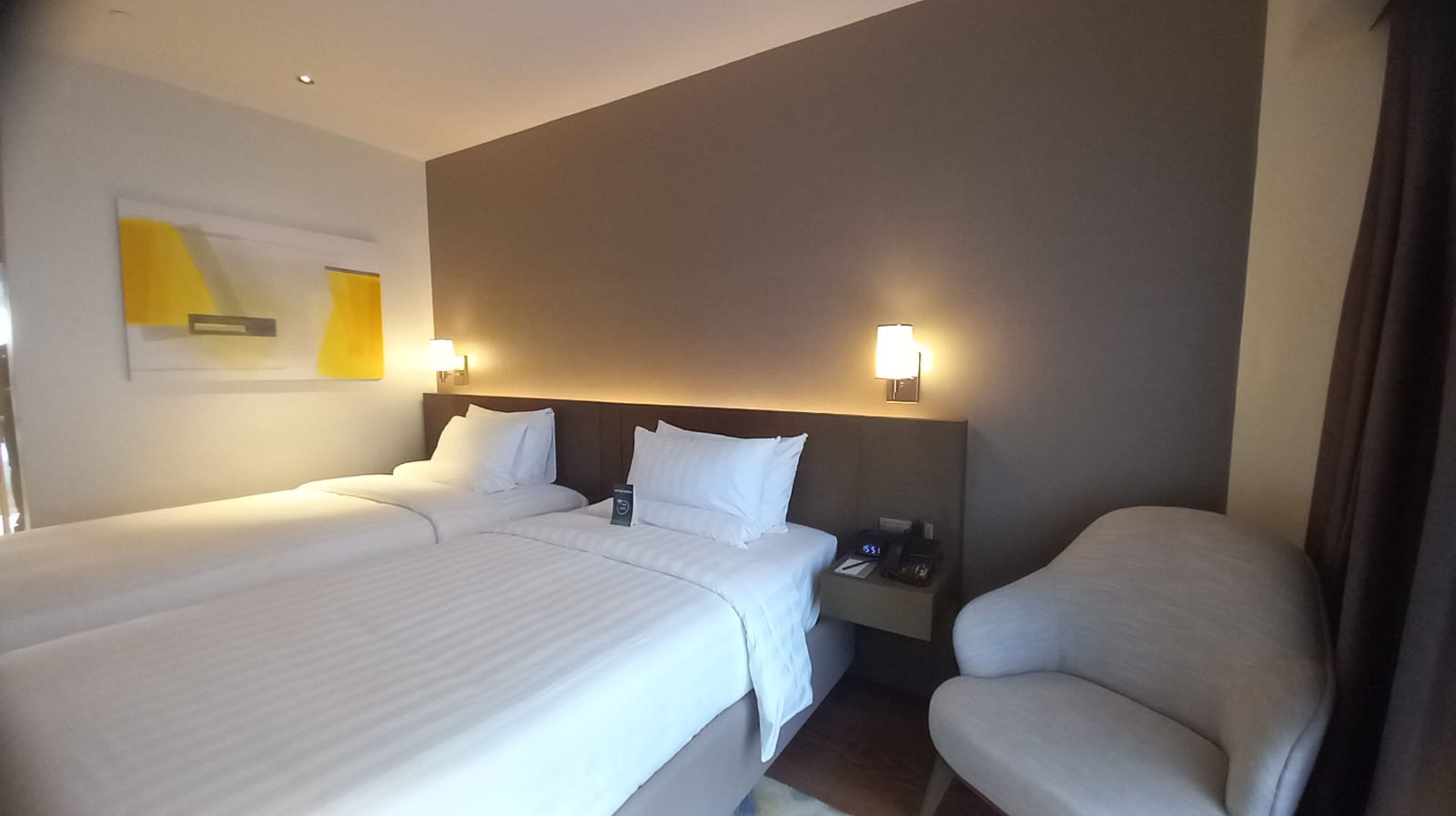 Capital O 950 AHM Suites At Acqua