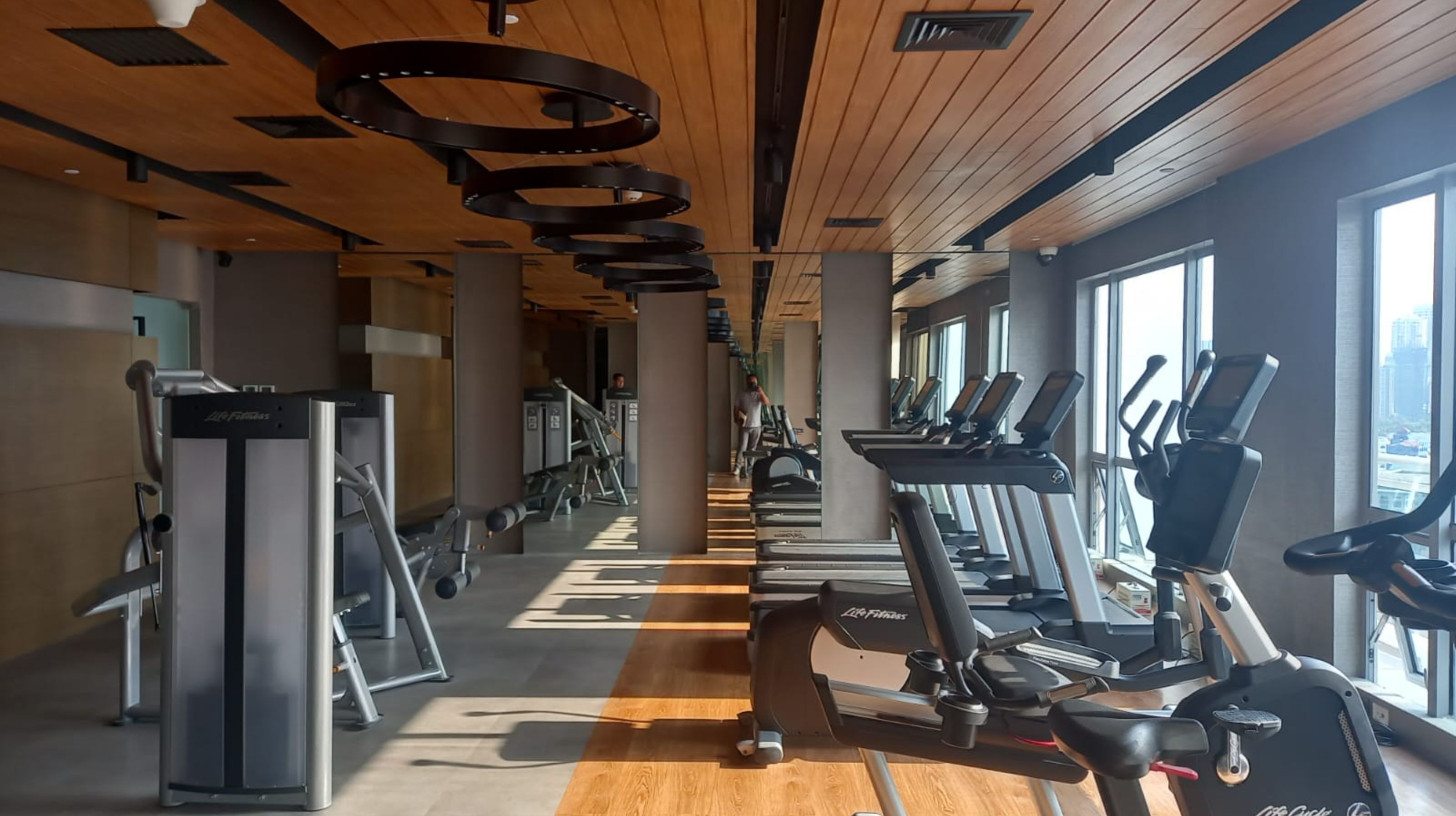 Capital O 950 AHM Suites At Acqua