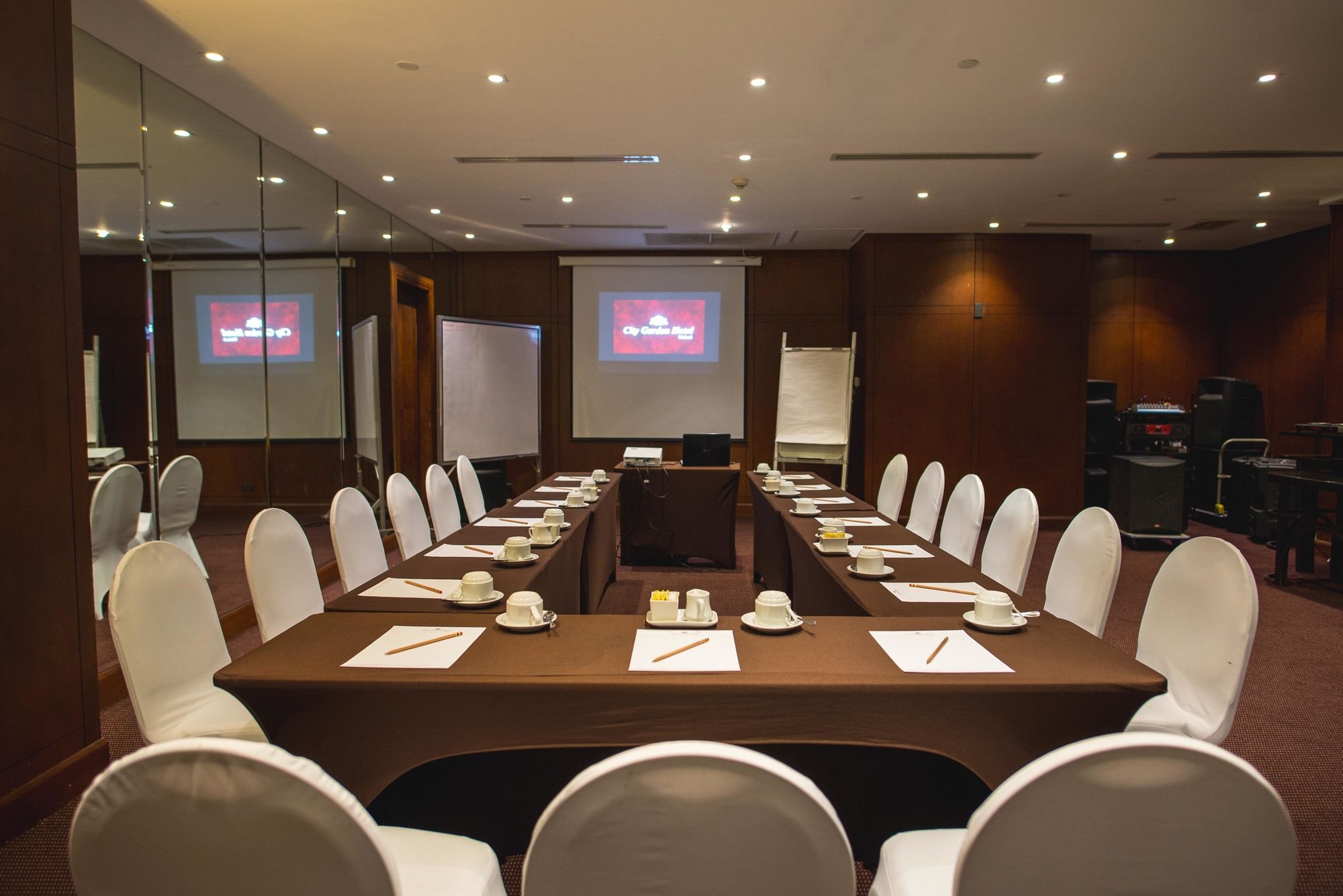 City Garden Hotel Makati