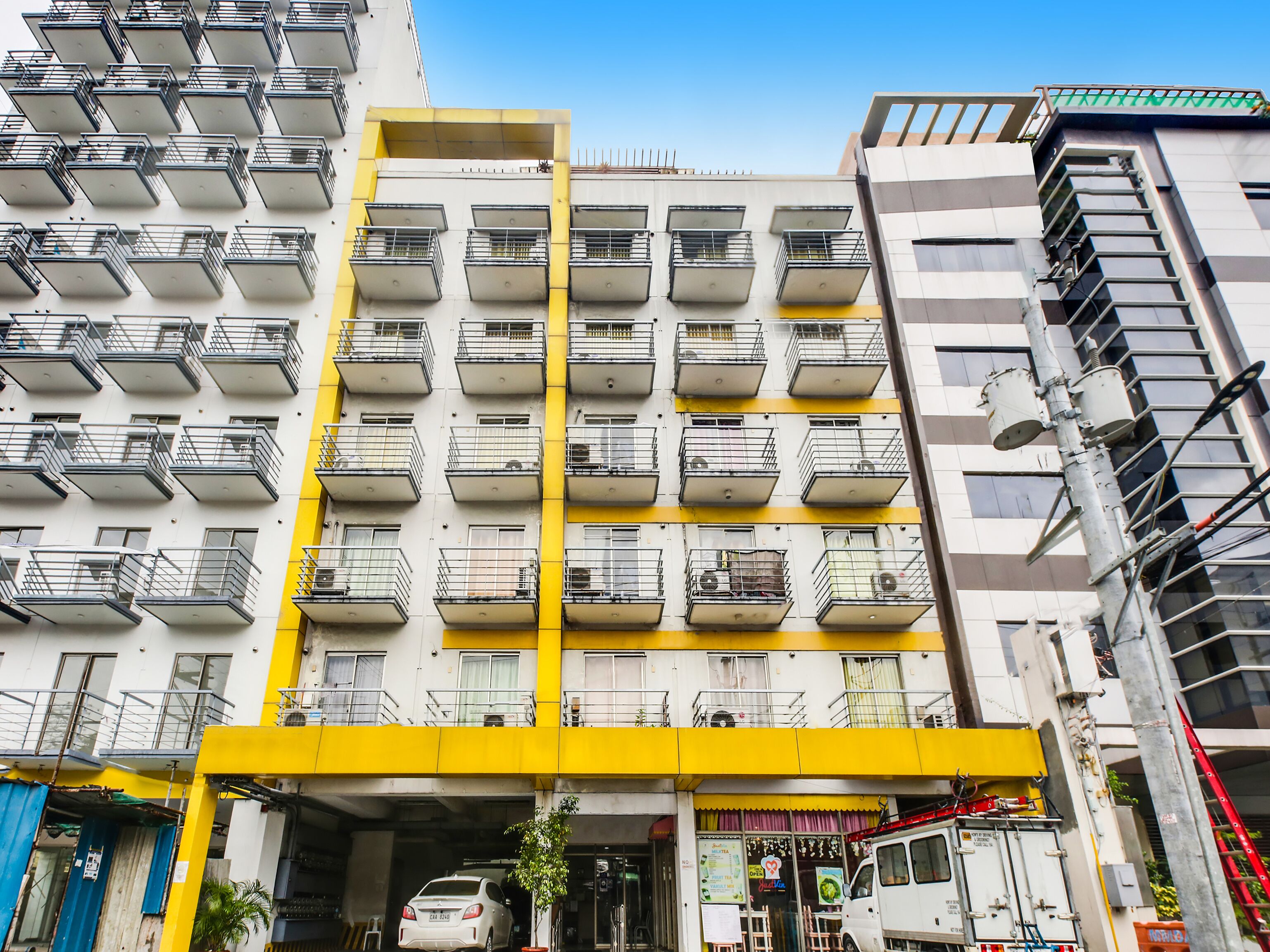 Dian Suites Makati by OYO