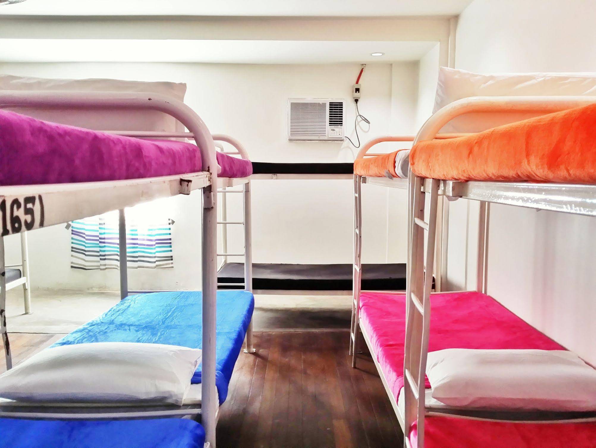 Bunks BGC